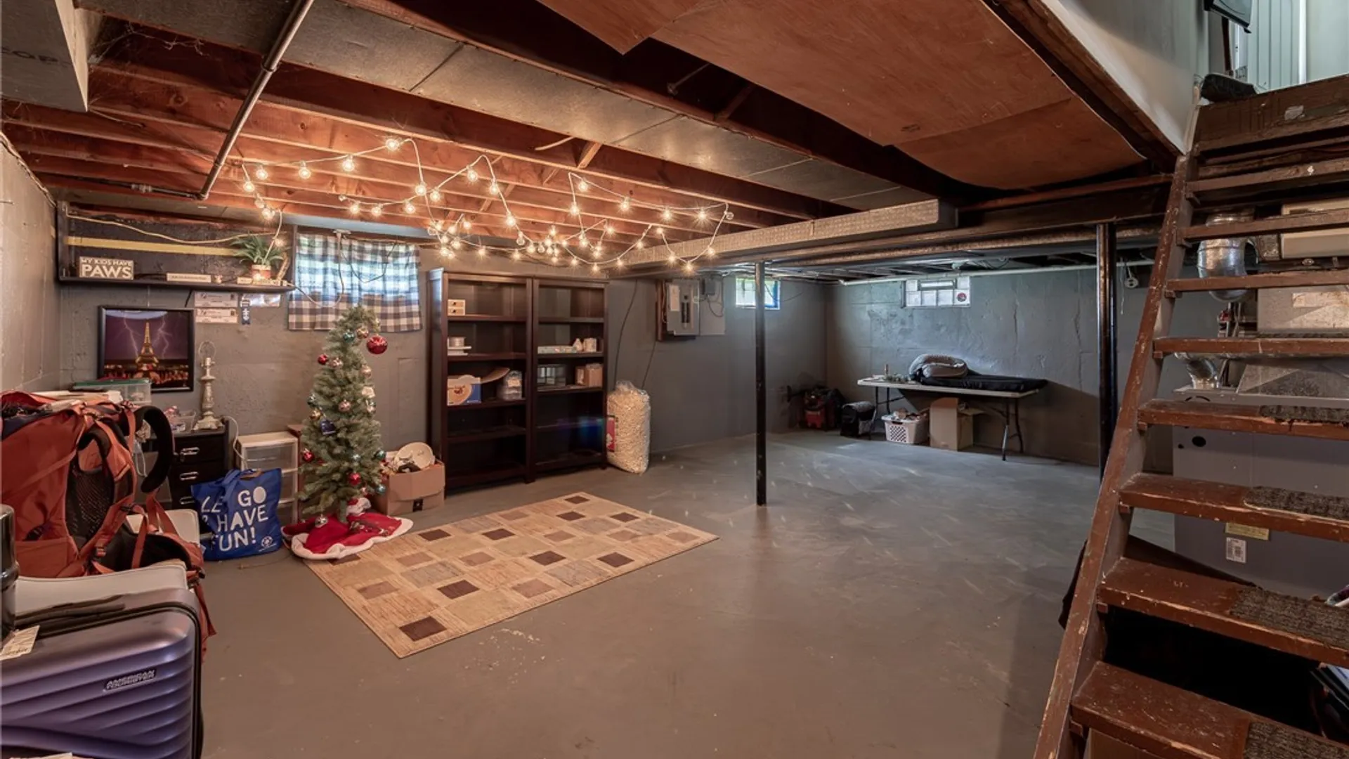 Property at 292 Kirkwood Drive, West Seneca, NY 14224 43