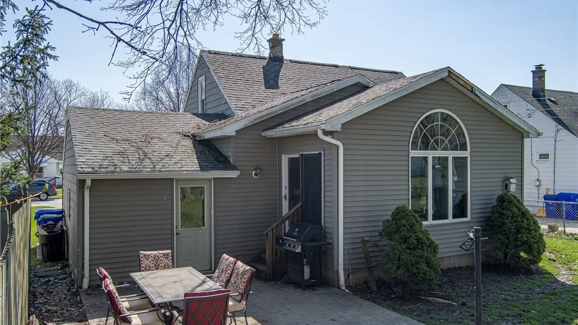 Property at 292 Kirkwood Drive, West Seneca, NY 14224 6
