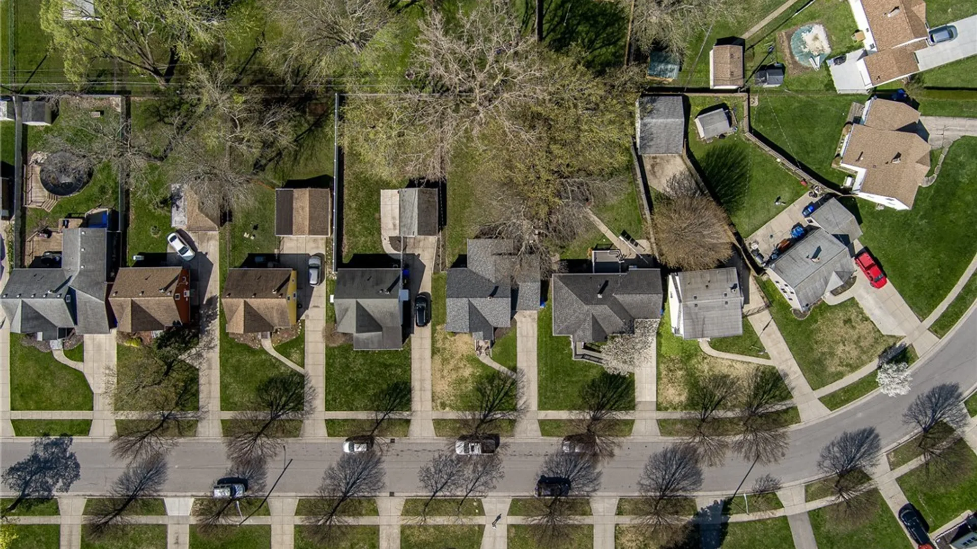 Property at 292 Kirkwood Drive, West Seneca, NY 14224 9