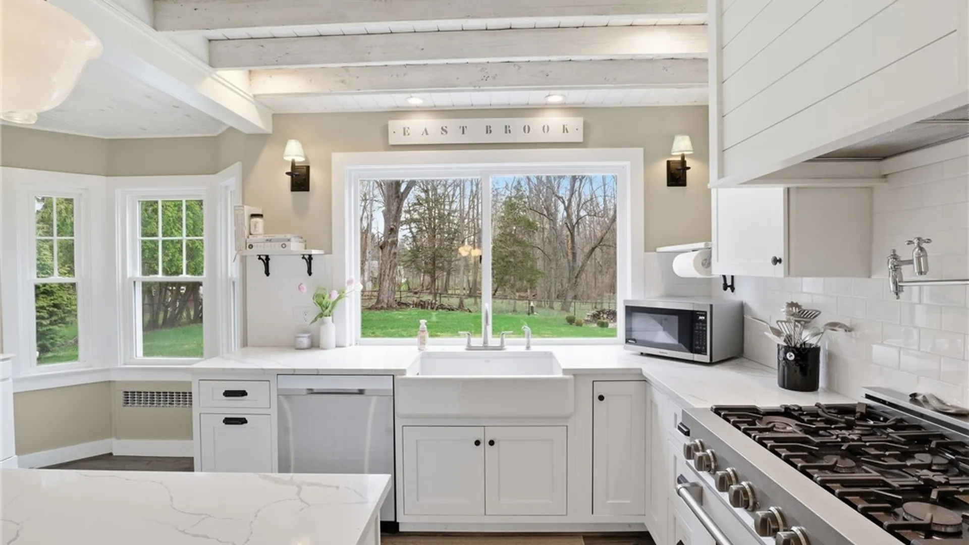 Property at 146 Brook Road, Pittsford, NY 14534 11