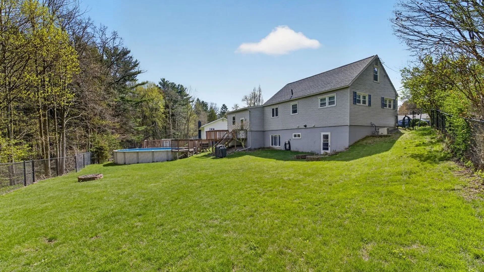 Property at 101 Broadmoor Drive, Camillus, NY 13031 46