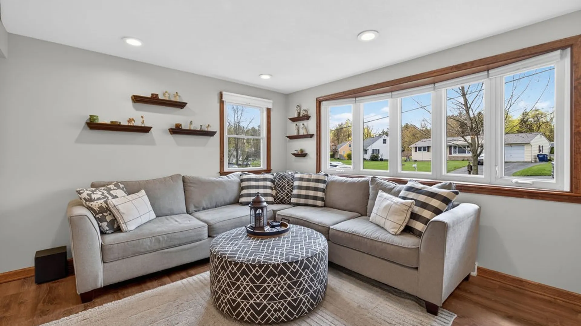 Property at 101 Broadmoor Drive, Camillus, NY 13031 8