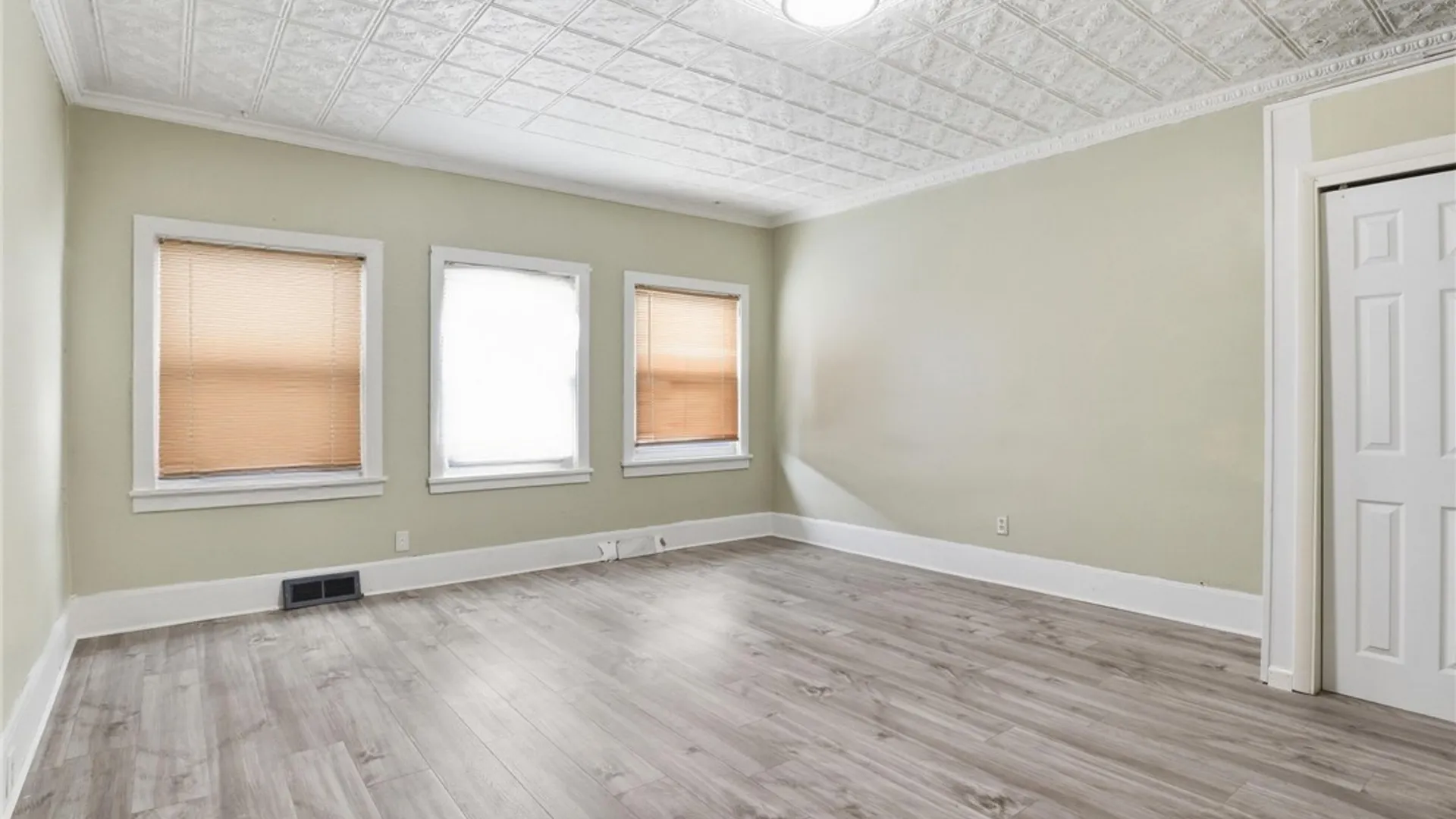 Property at 112 Carter Street, Rochester, NY 14621 16