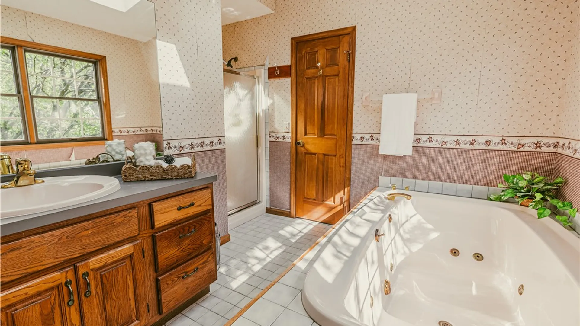 Property at 295 Willow Creek Lane, Irondequoit, NY 14622 23