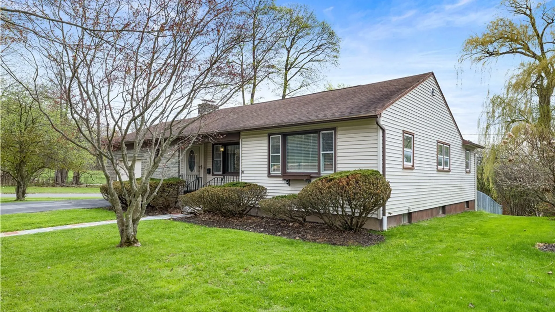 Property at 26 Geer Avenue, Utica, NY 13501 3