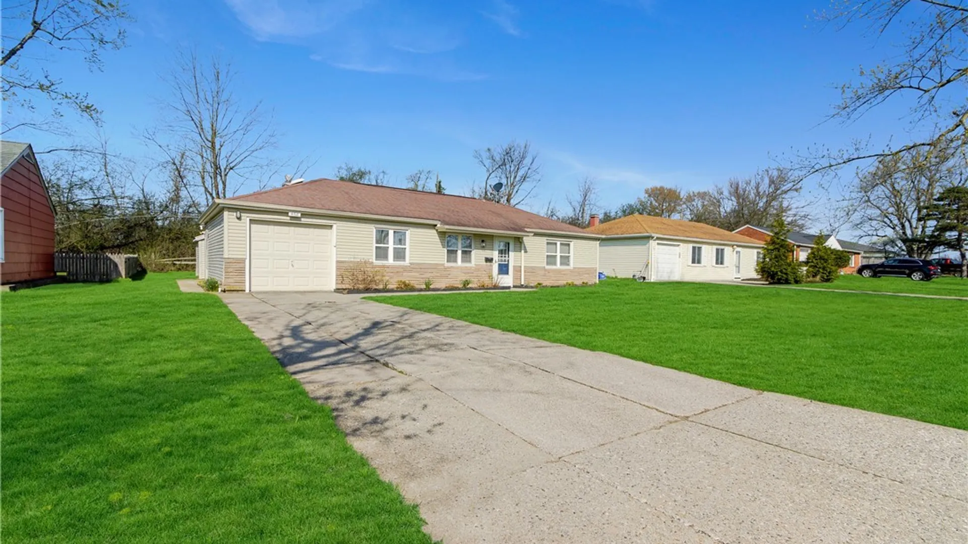 Property at 468 Campus Dr, Amherst, NY 14226 5