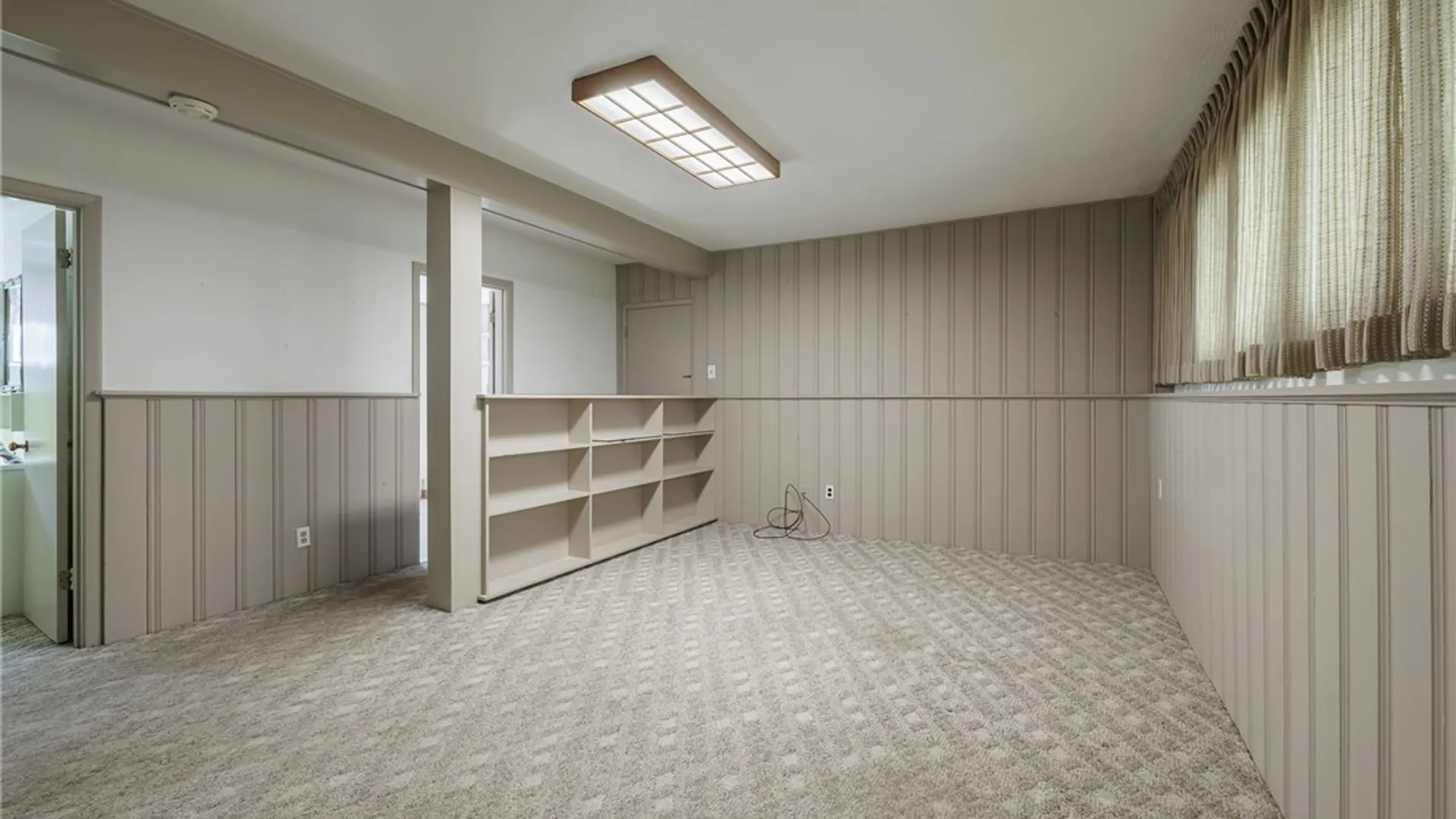 Property at 290 Dunrovin Lane, Brighton, NY 14618 16