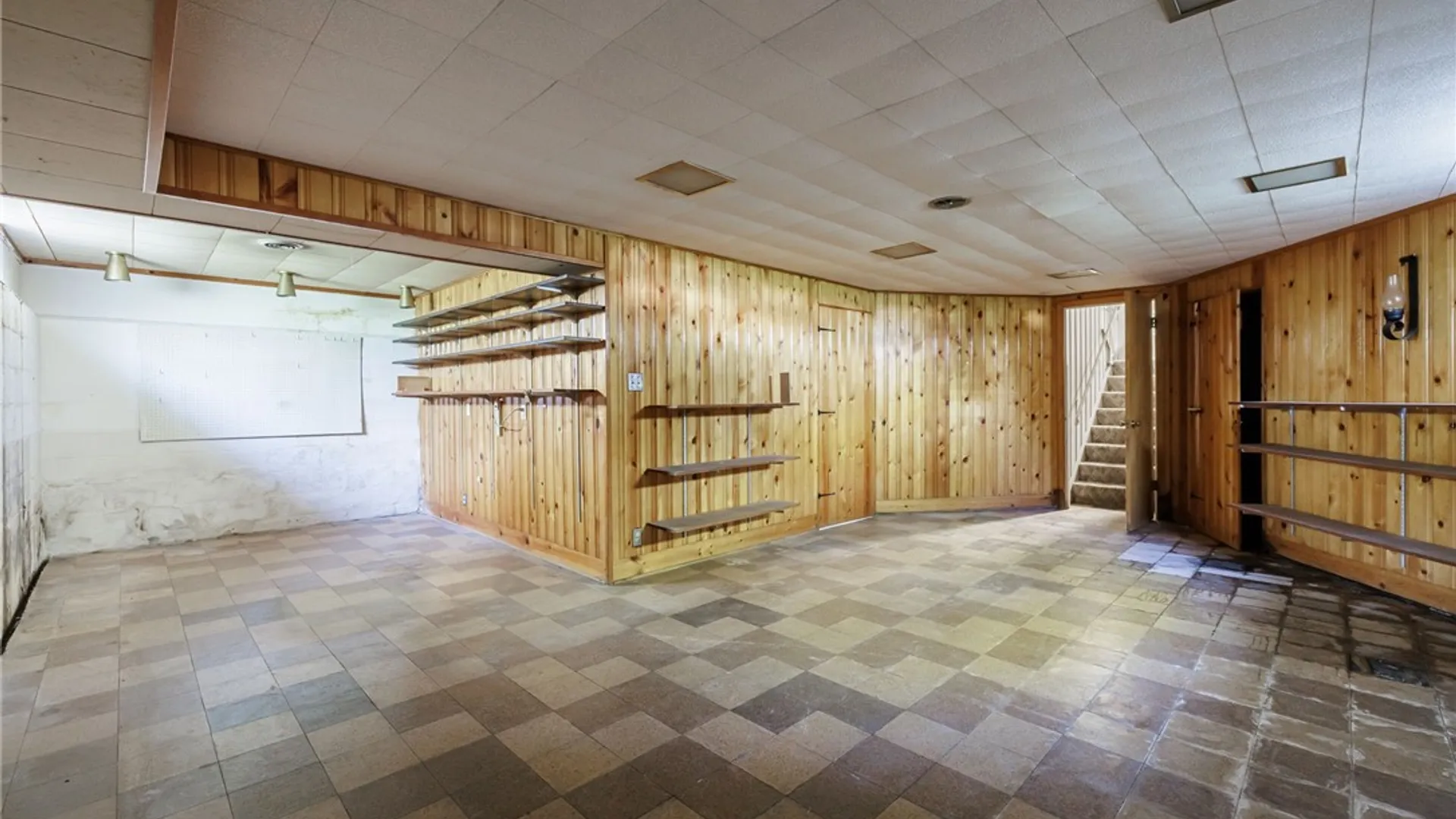 Property at 290 Dunrovin Lane, Brighton, NY 14618 30