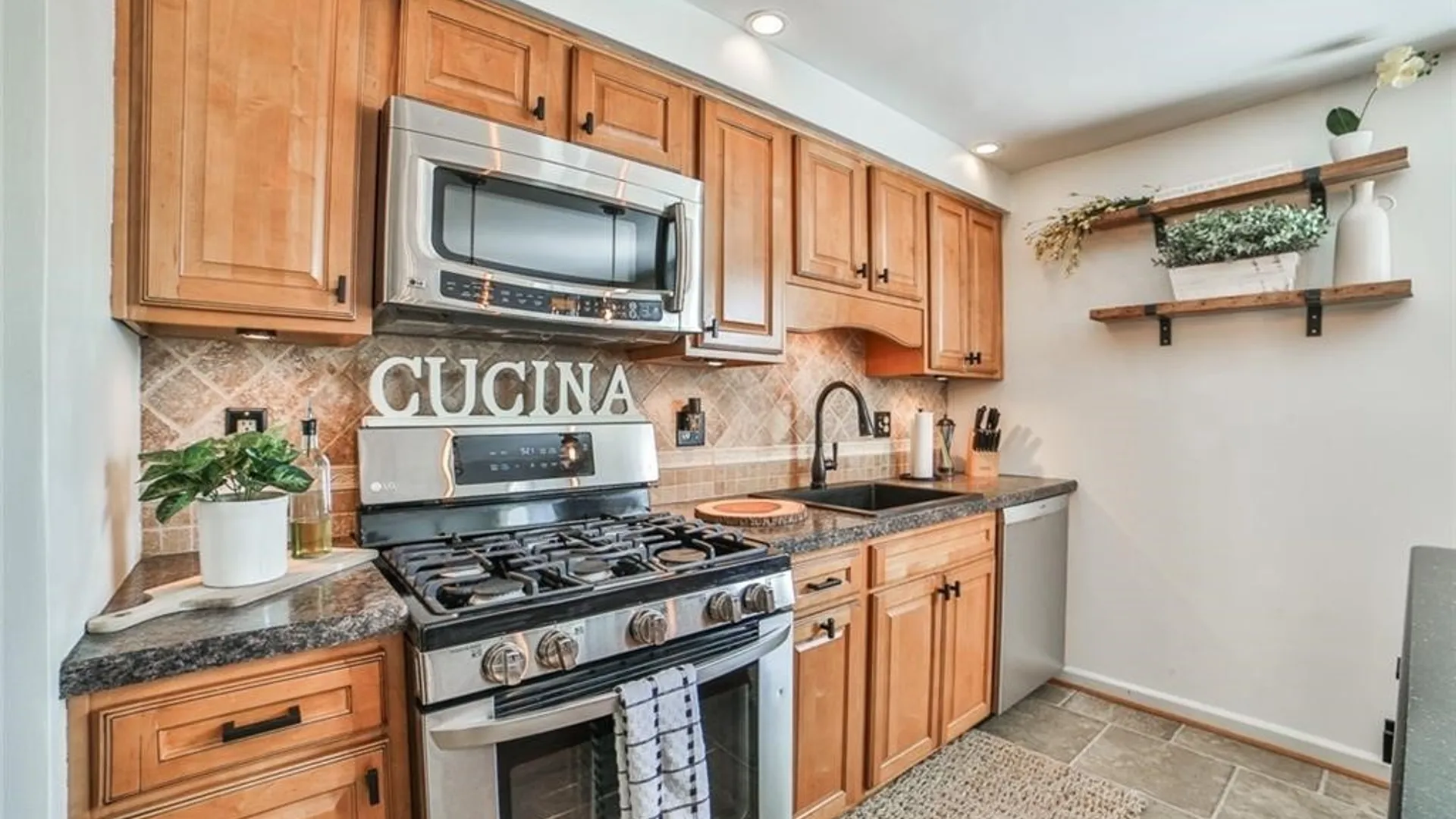 Property at 563 Lockport Street, Porter, NY 14174 23