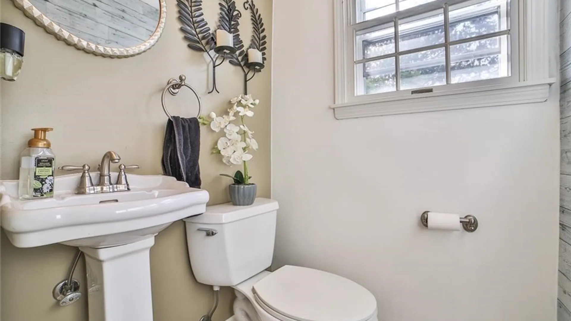 Property at 563 Lockport Street, Porter, NY 14174 26