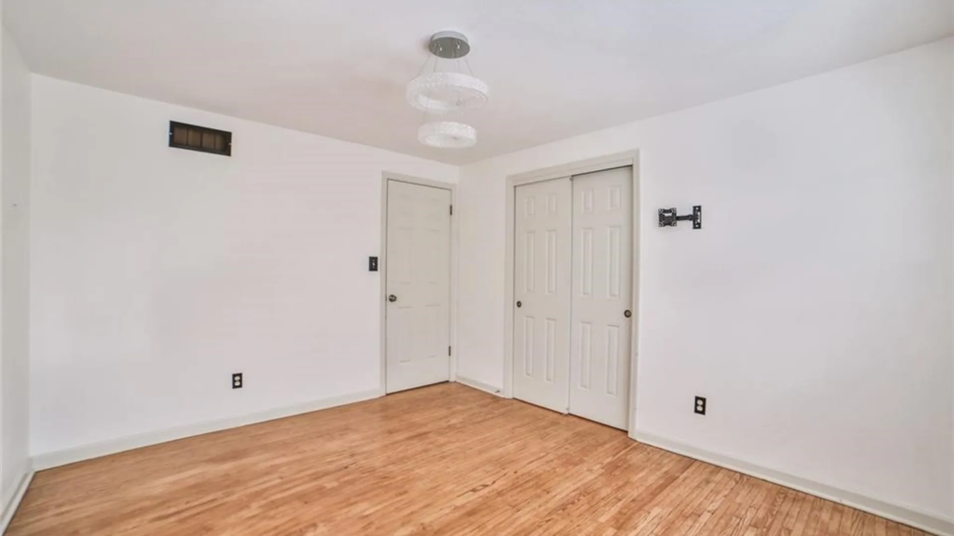 Property at 563 Lockport Street, Porter, NY 14174 37