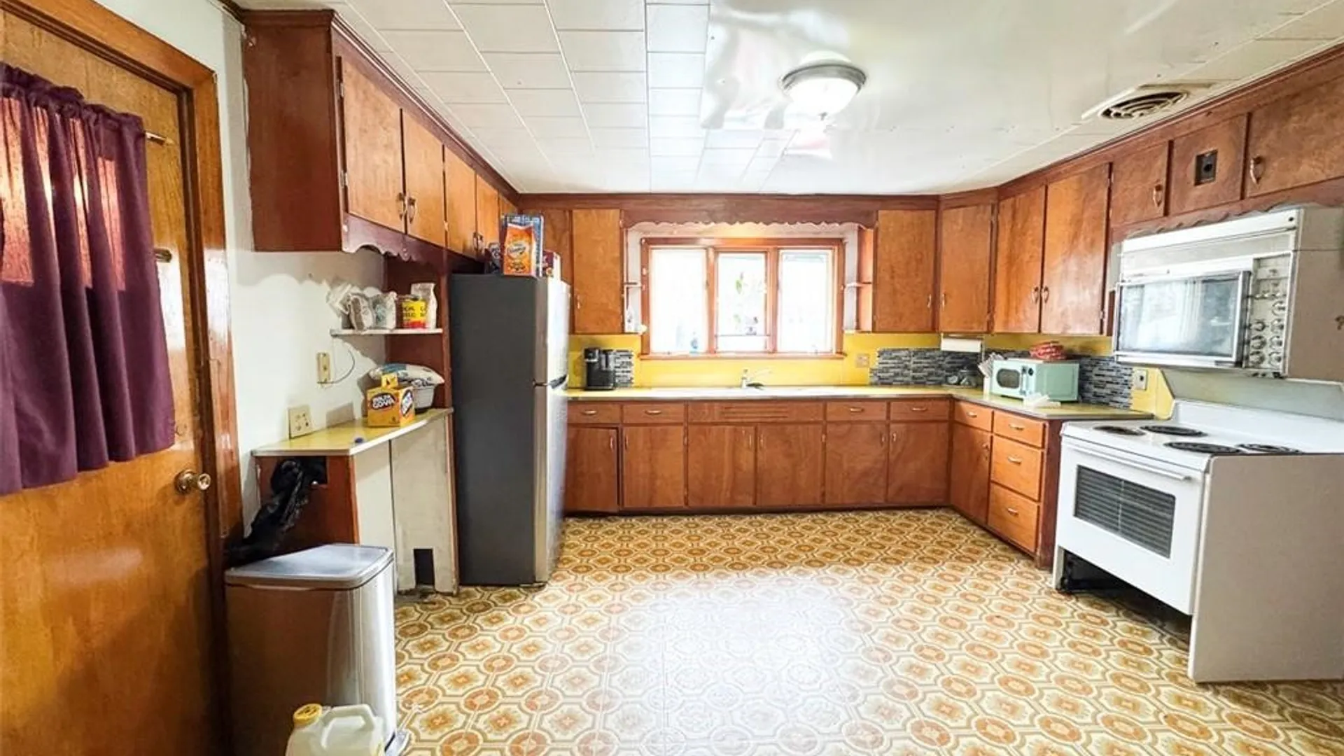 Property at 1009 North Street, Rochester, NY 14621 16