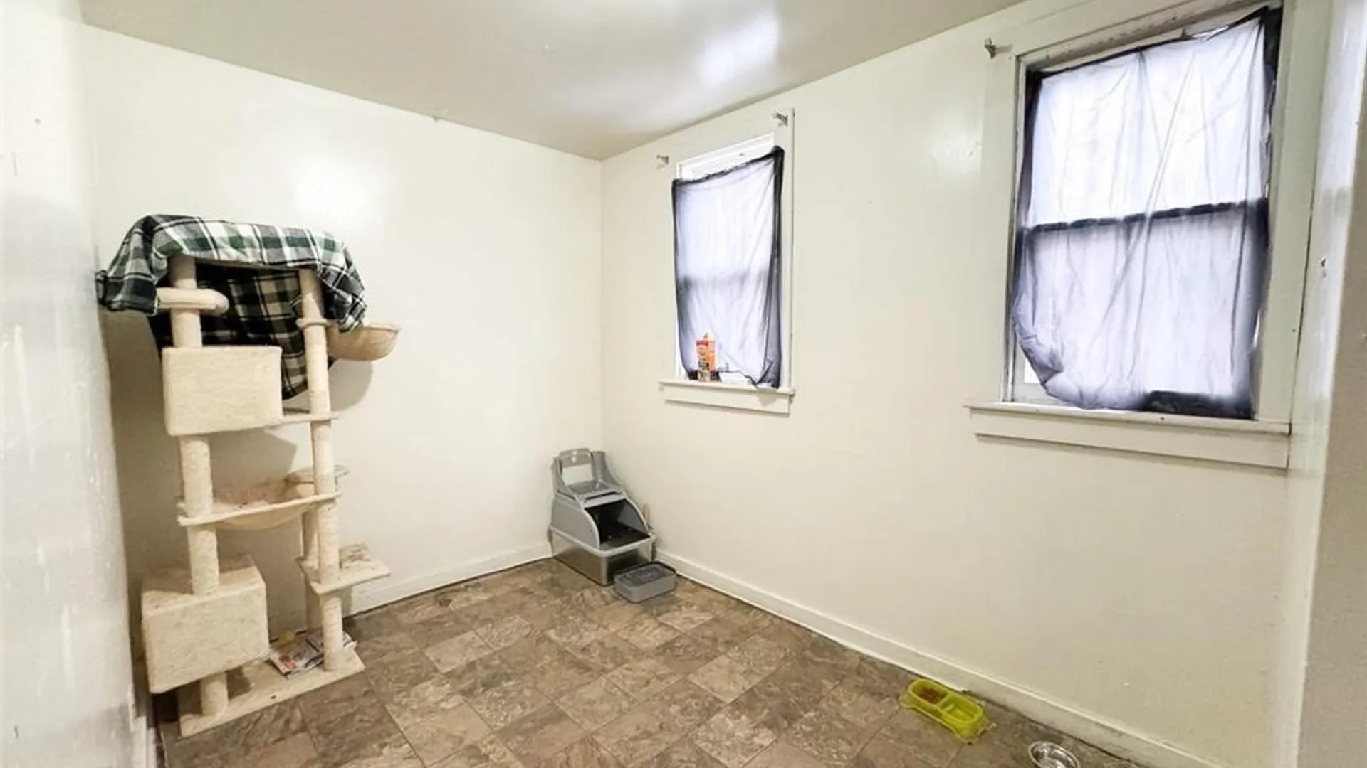 Property at 1009 North Street, Rochester, NY 14621 17