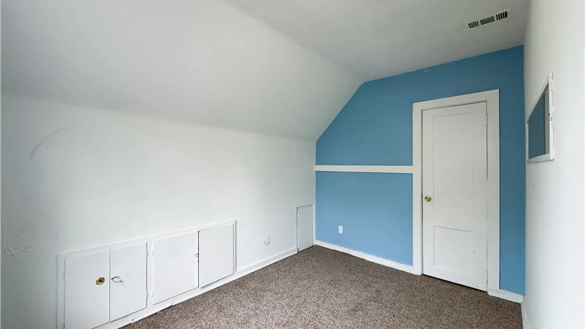 Property at 1009 North Street, Rochester, NY 14621 6