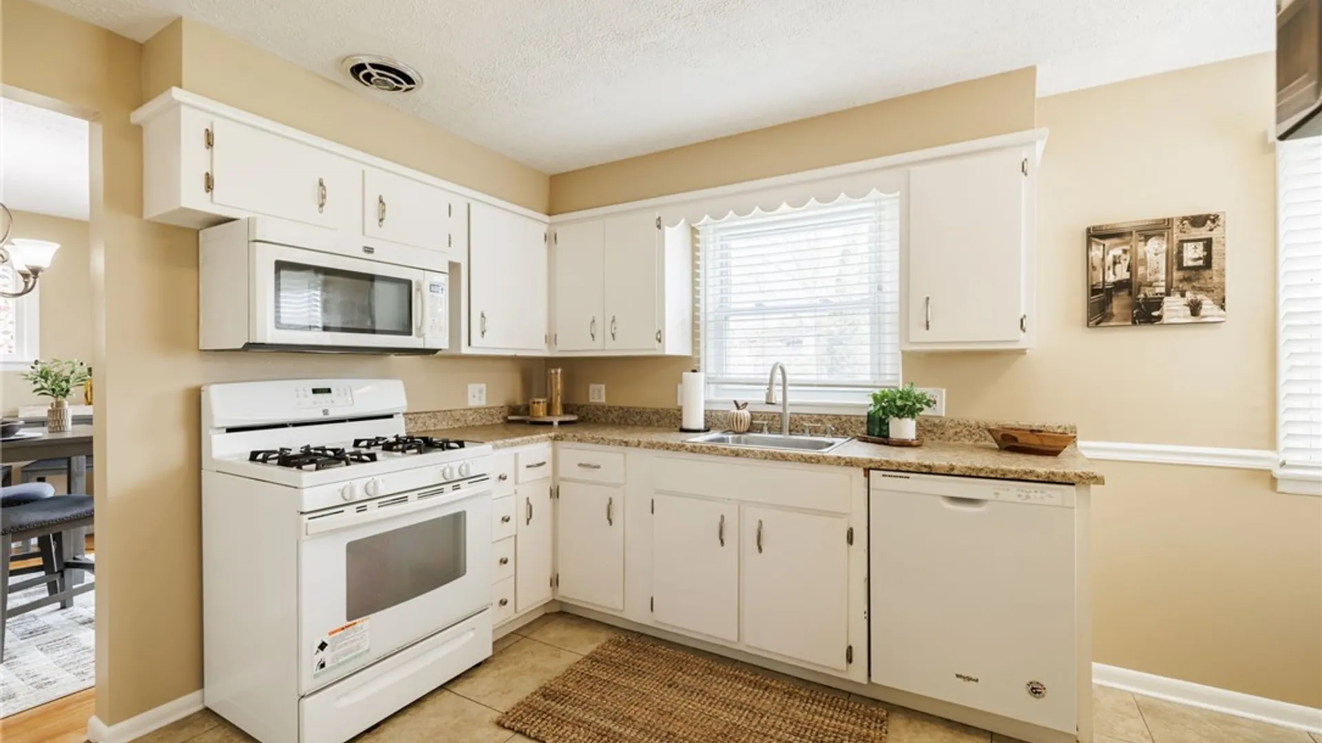 Property at 188 Vinedale Avenue, Irondequoit, NY 14622 10