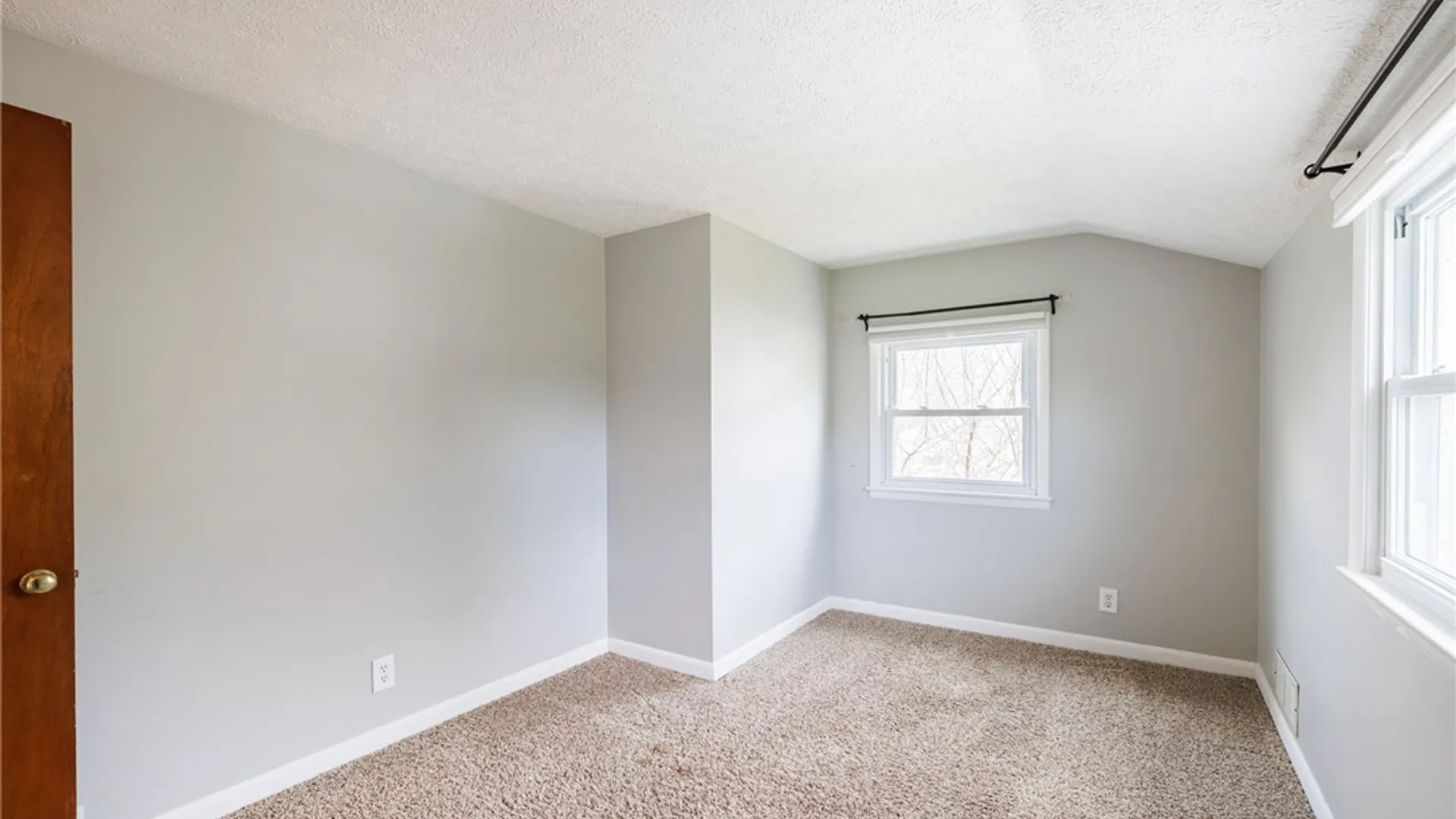 Property at 188 Vinedale Avenue, Irondequoit, NY 14622 15