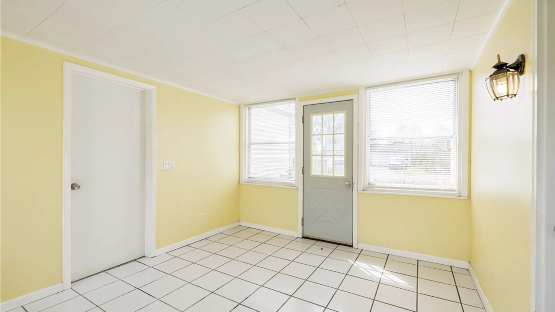 Property at 188 Vinedale Avenue, Irondequoit, NY 14622 23