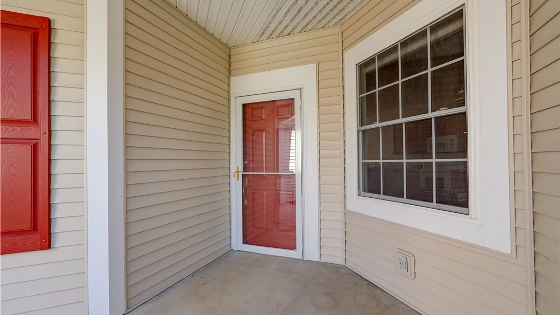 Property at 27 Granite Drive, Perinton, NY 14526 2