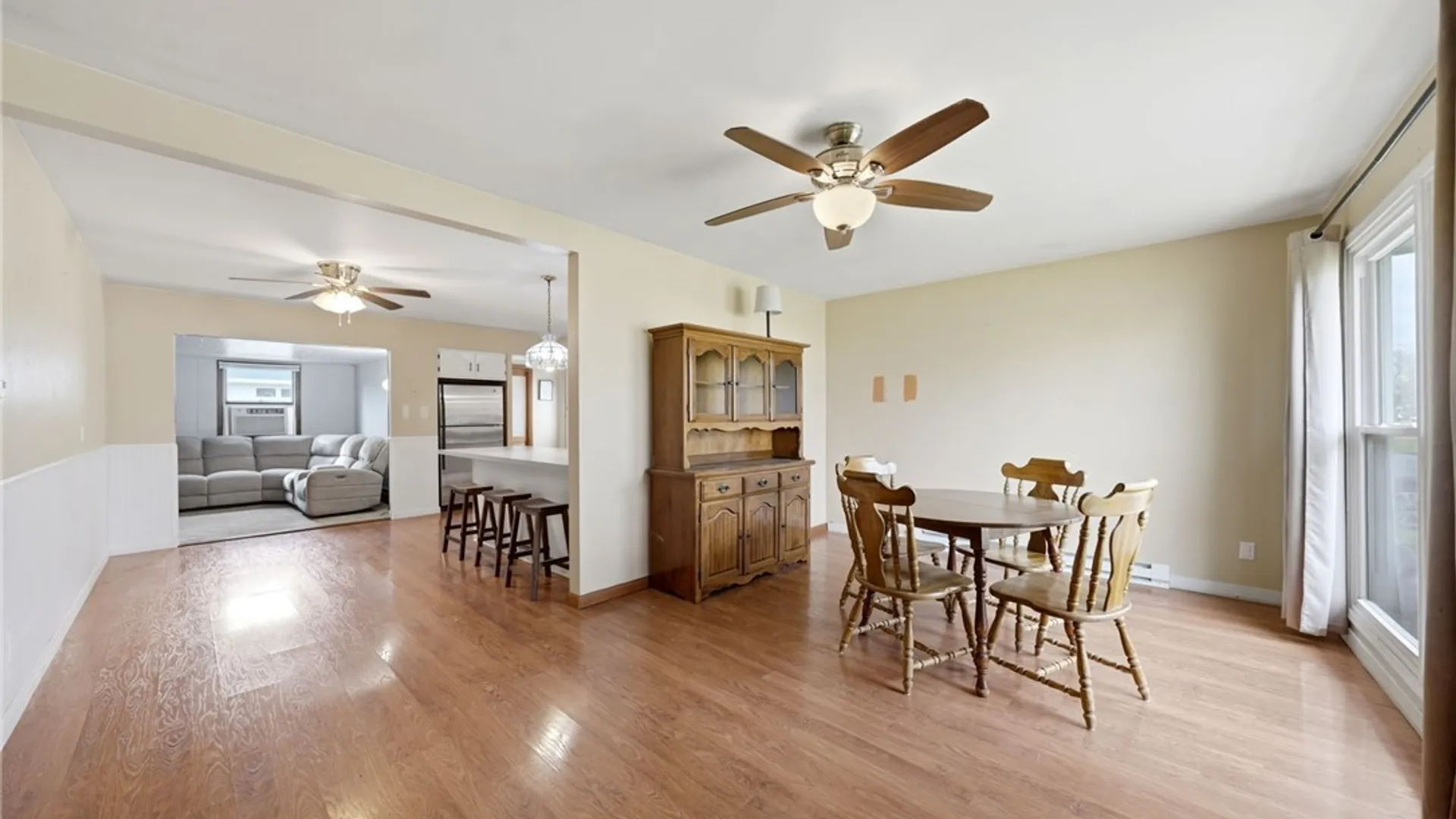 Property at 24 Monica Road, Grand Island, NY 14072 14