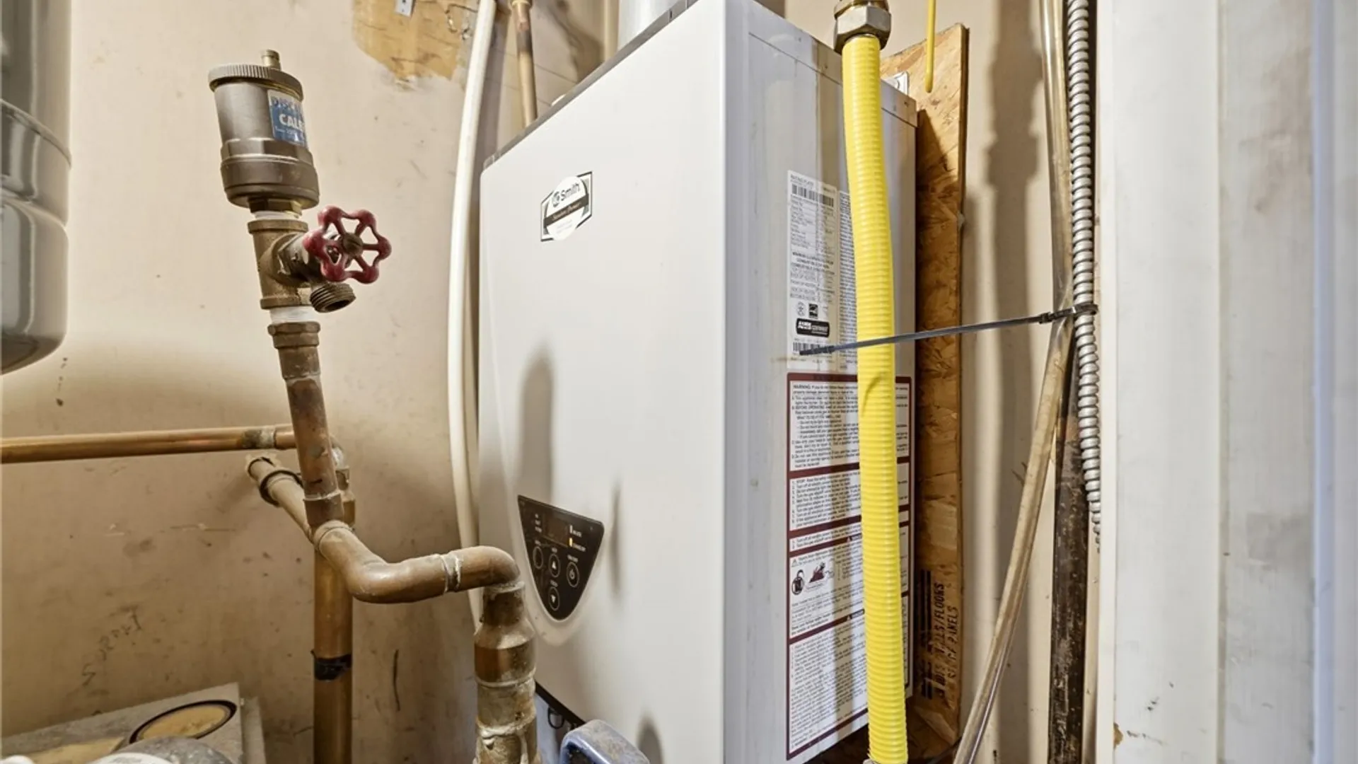 Property at 24 Monica Road, Grand Island, NY 14072 25