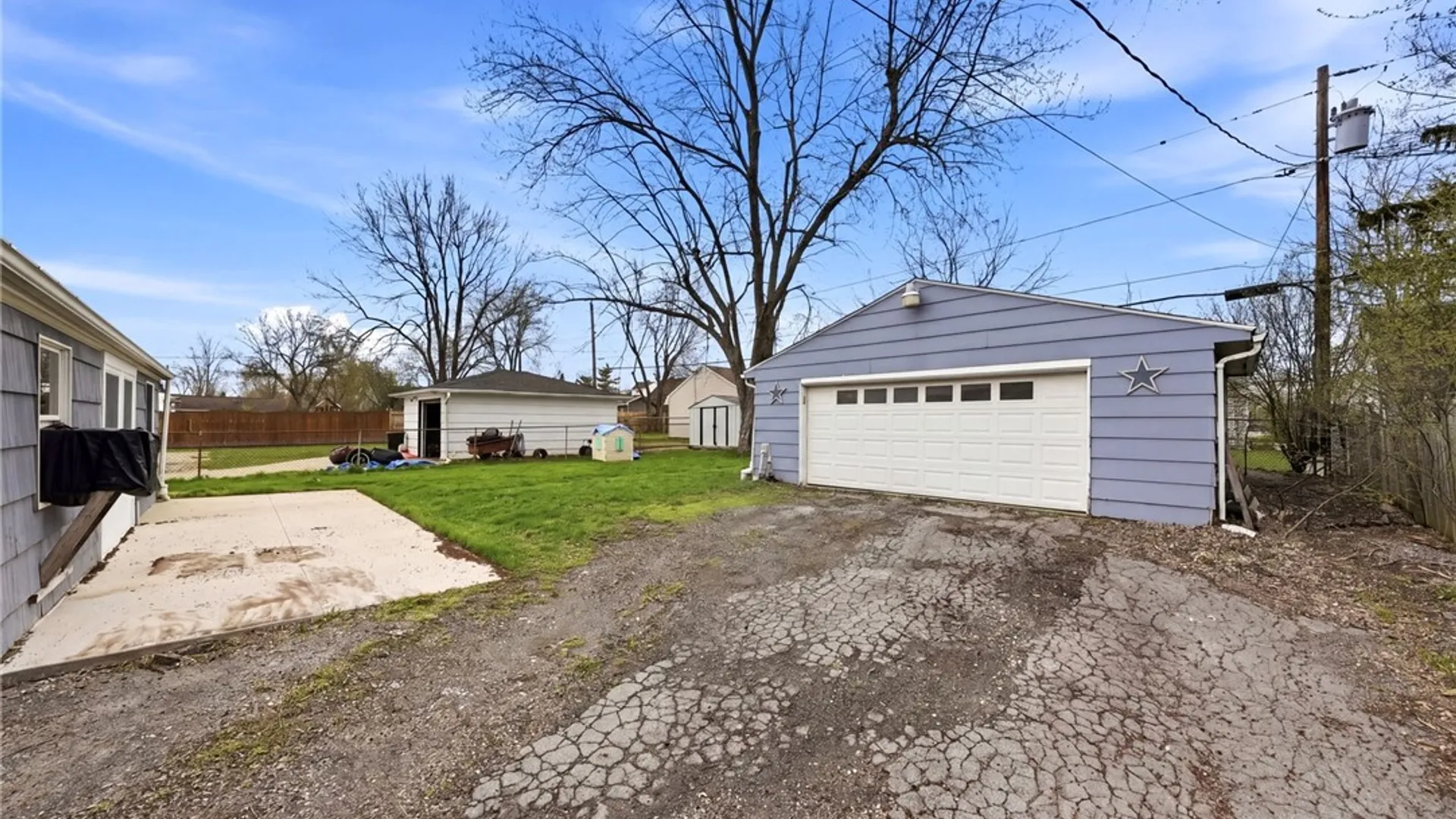 Property at 24 Monica Road, Grand Island, NY 14072 32