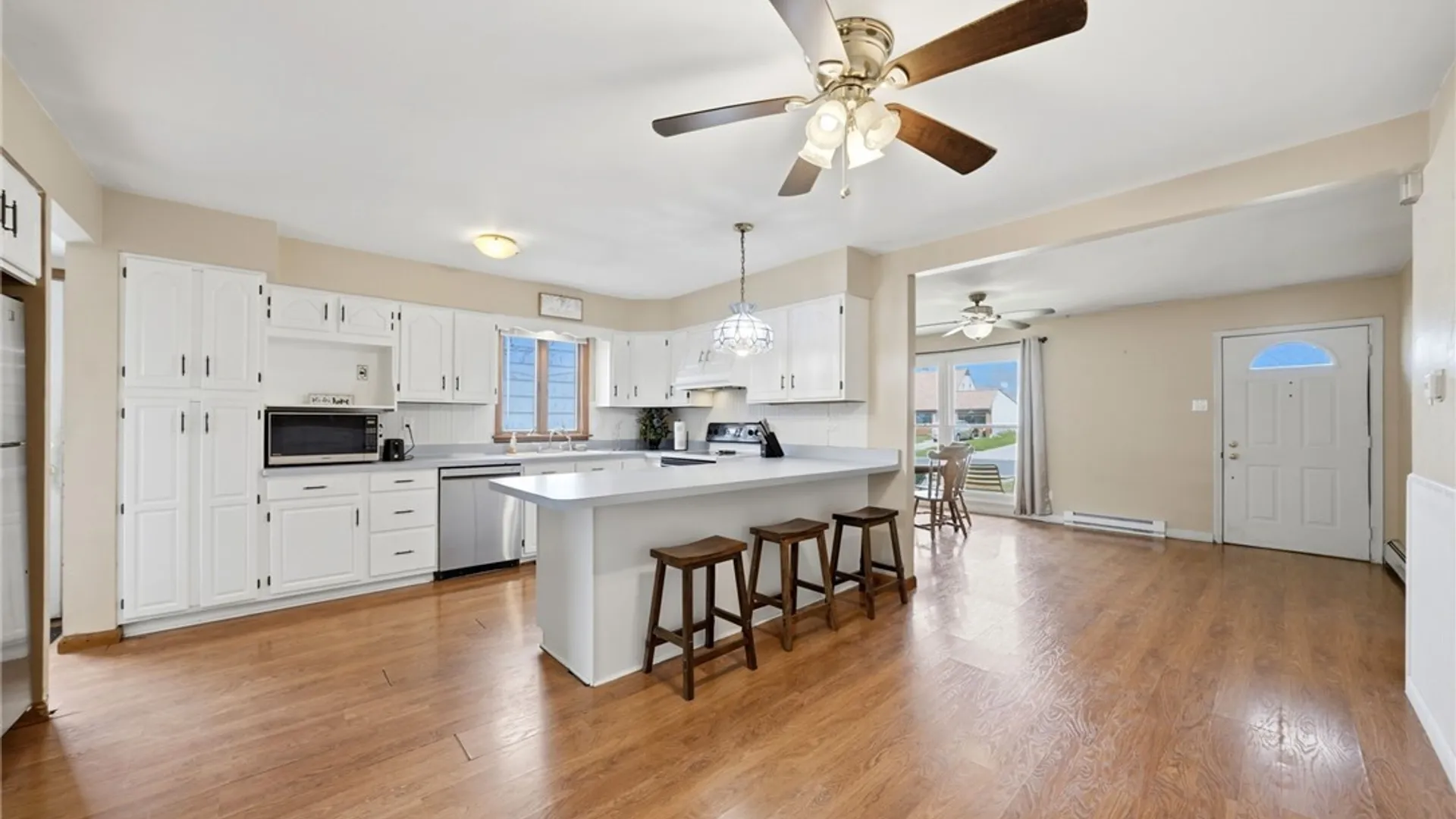 Property at 24 Monica Road, Grand Island, NY 14072 4