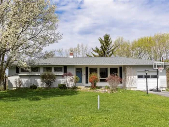 339 Northfield Way, Camillus, NY 13031