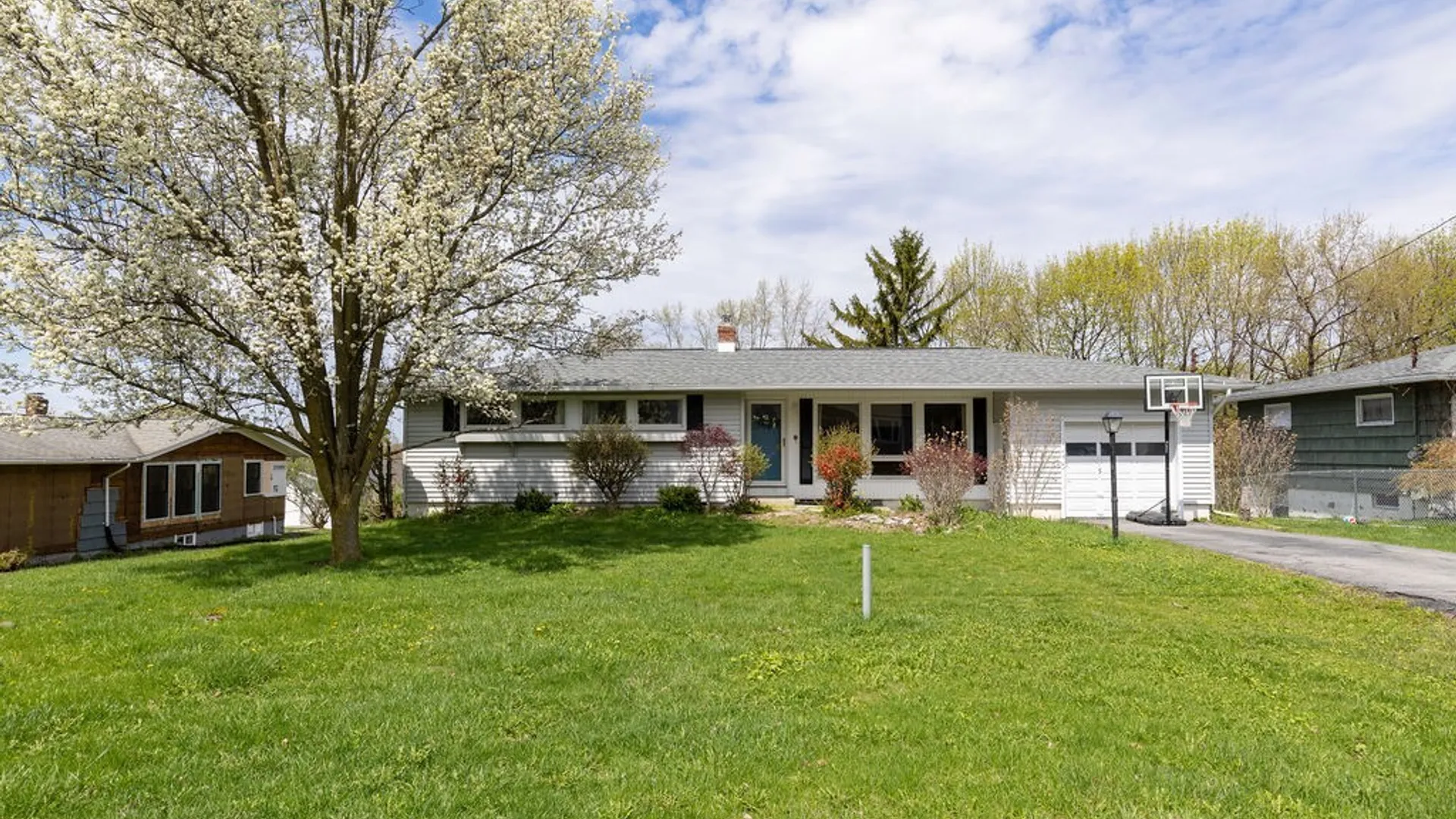 Property at 339 Northfield Way, Camillus, NY 13031 24