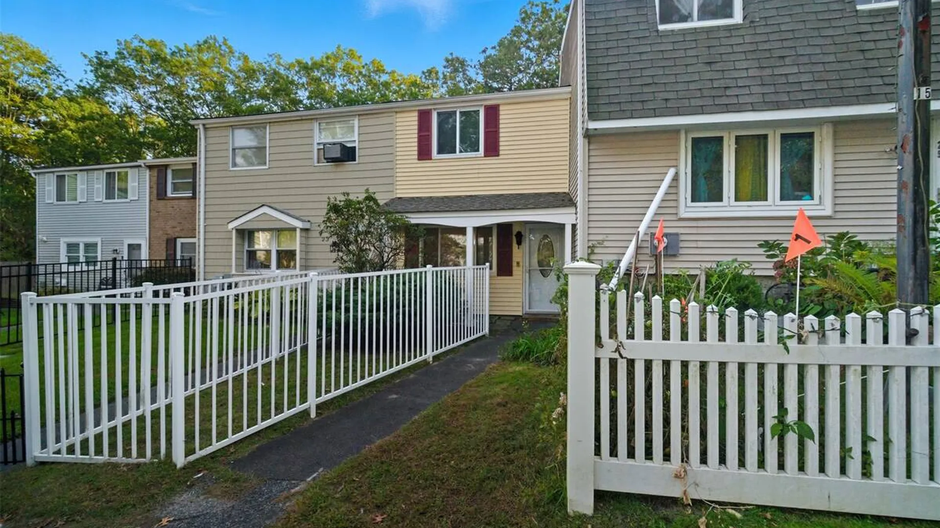 Property at 24 Wooded Way, Calverton, NY 11933 26