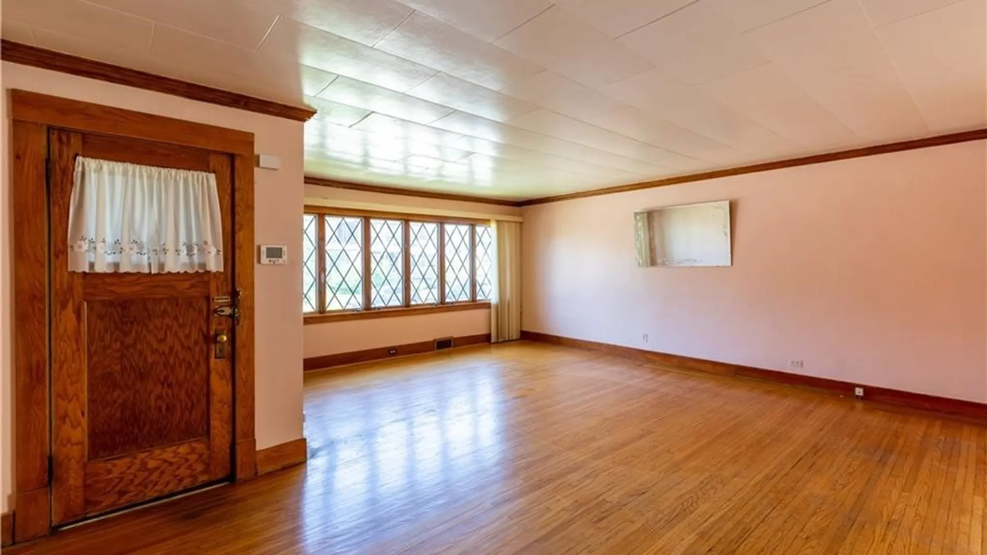 Property at 237 Park Avenue, Buffalo, NY 14216 3