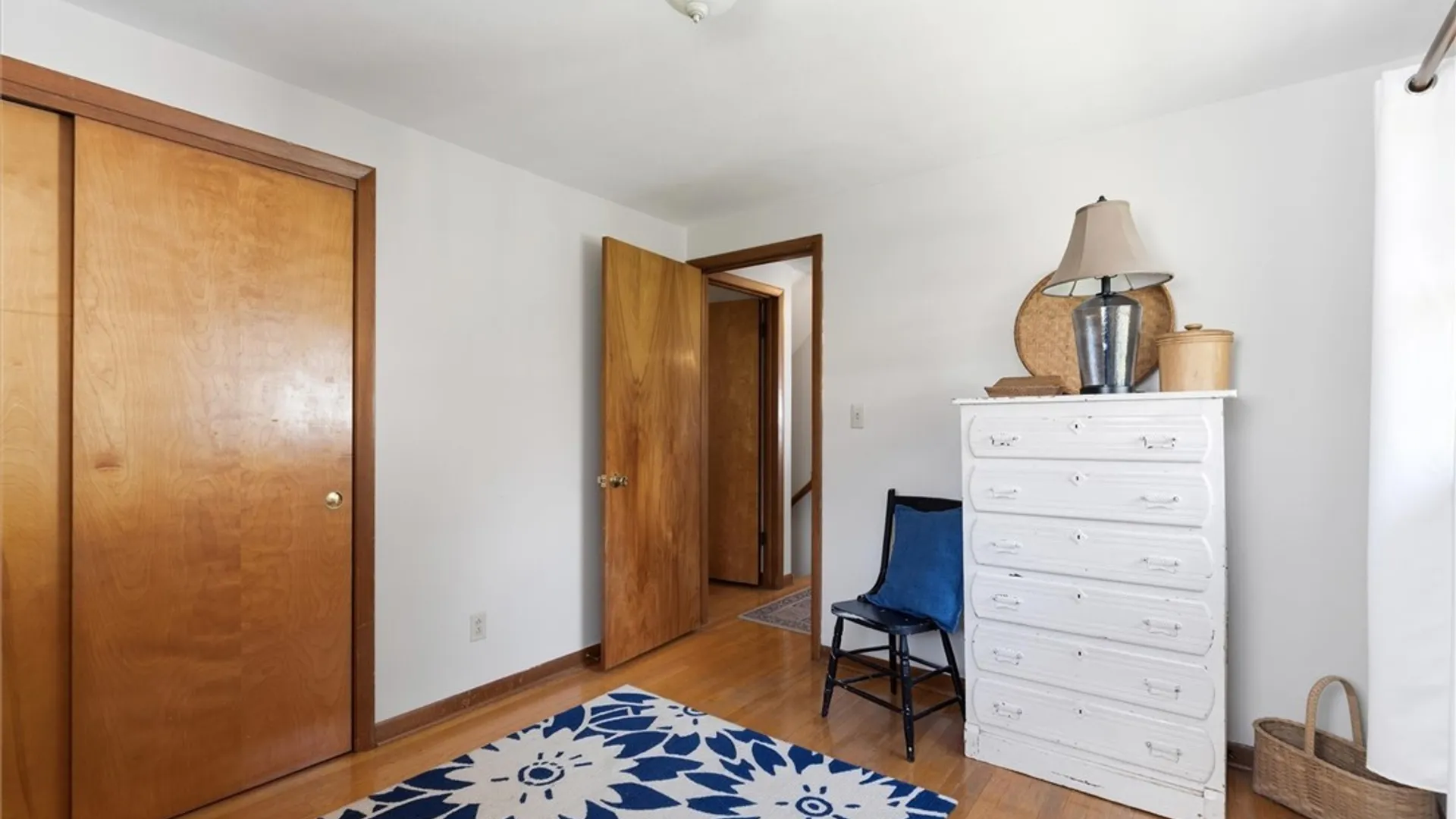 Property at 207 Thornton Circle, Camillus, NY 13031 28