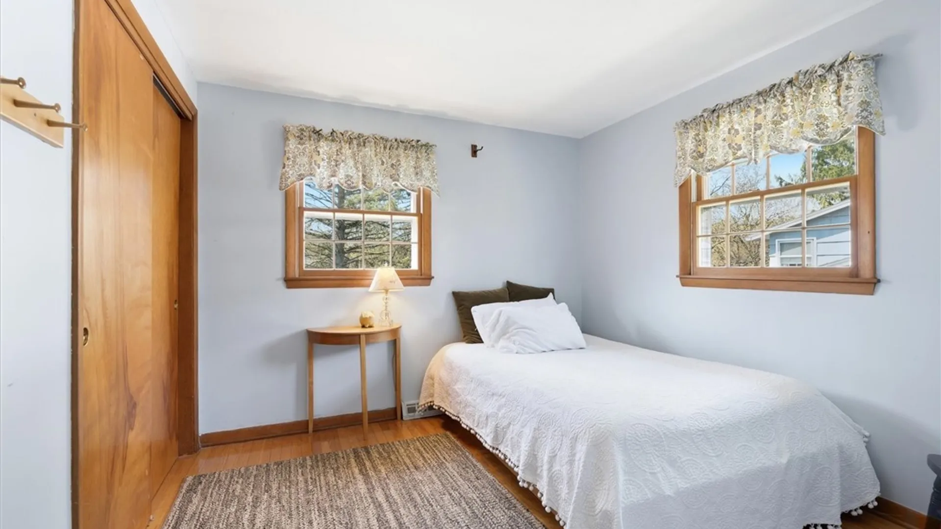 Property at 207 Thornton Circle, Camillus, NY 13031 34