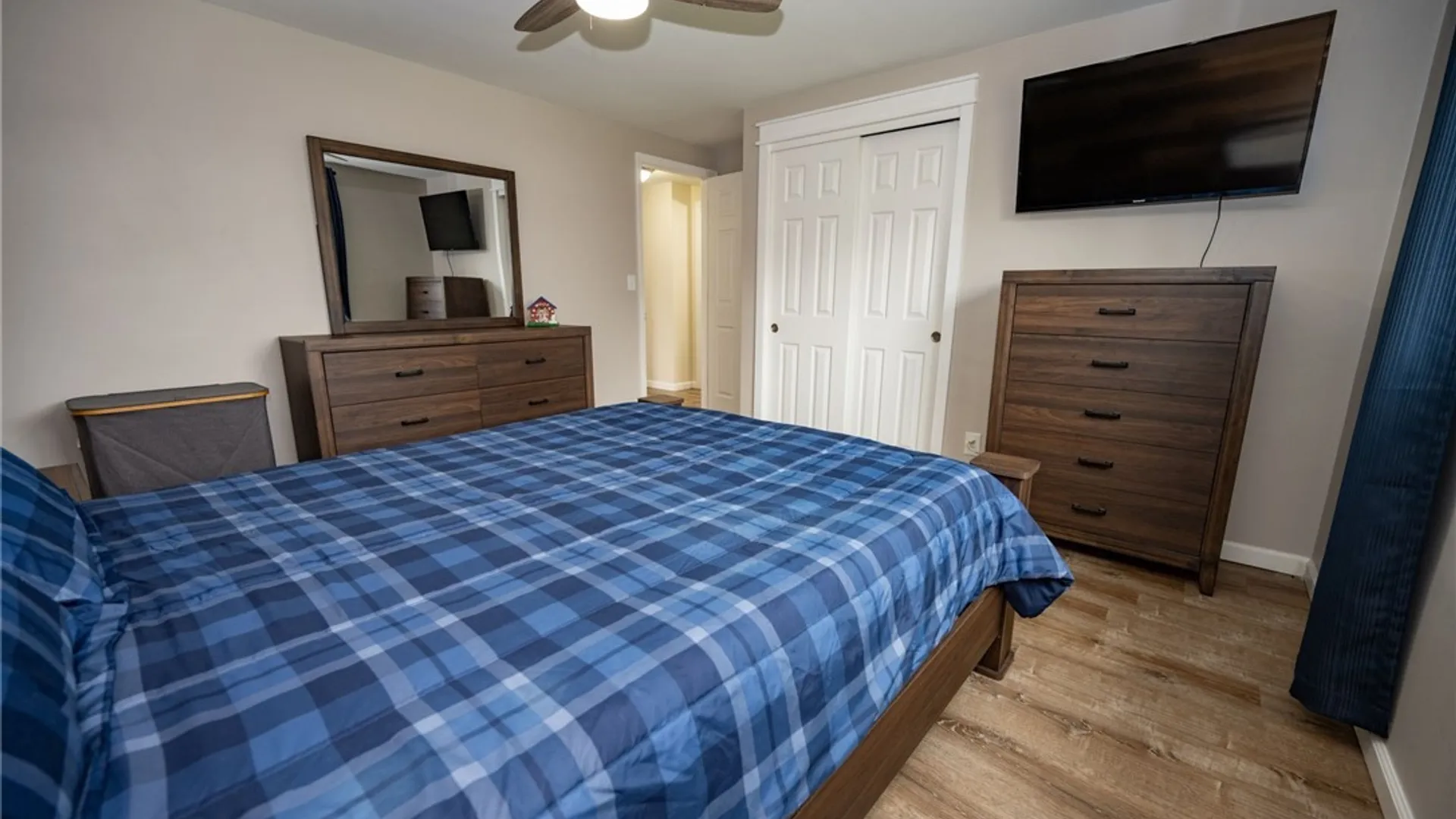 Property at 76 Cherbourg Drive, Cheektowaga, NY 14227 24