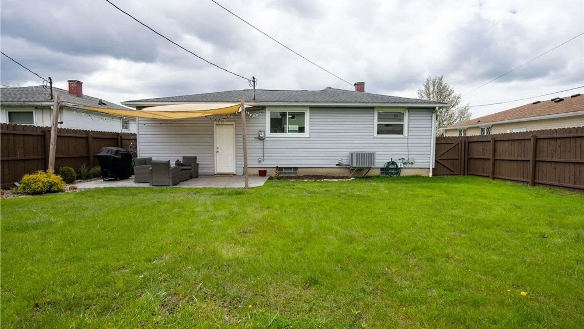 Property at 76 Cherbourg Drive, Cheektowaga, NY 14227 43