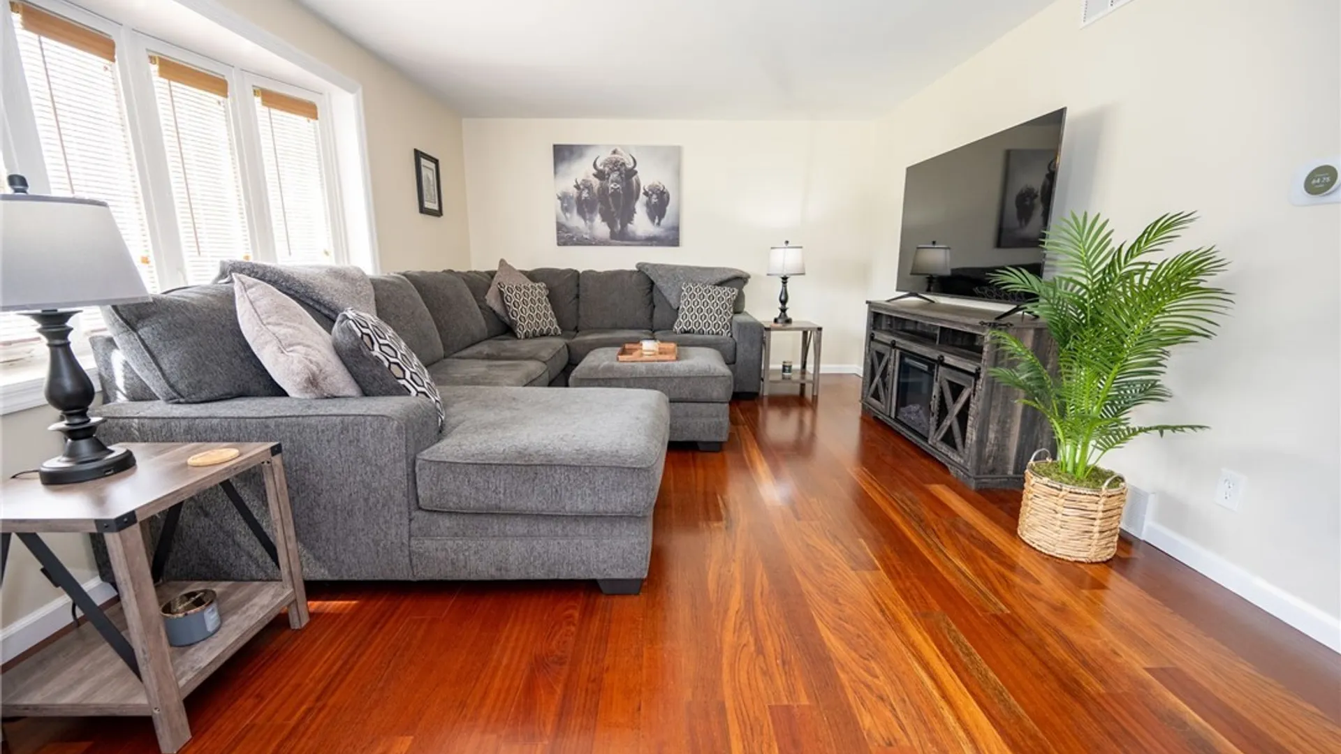 Property at 76 Cherbourg Drive, Cheektowaga, NY 14227 8