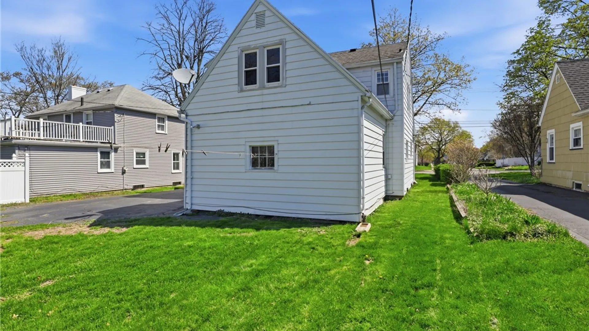 Property at 141 Cooper Road, Irondequoit, NY 14617 31