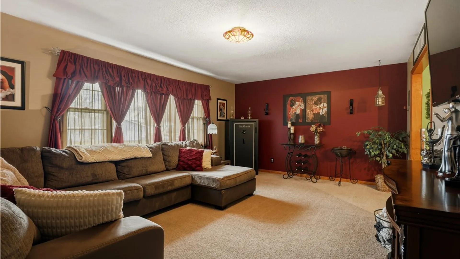 Property at 236 Robin Road, Horseheads, NY 14845 3