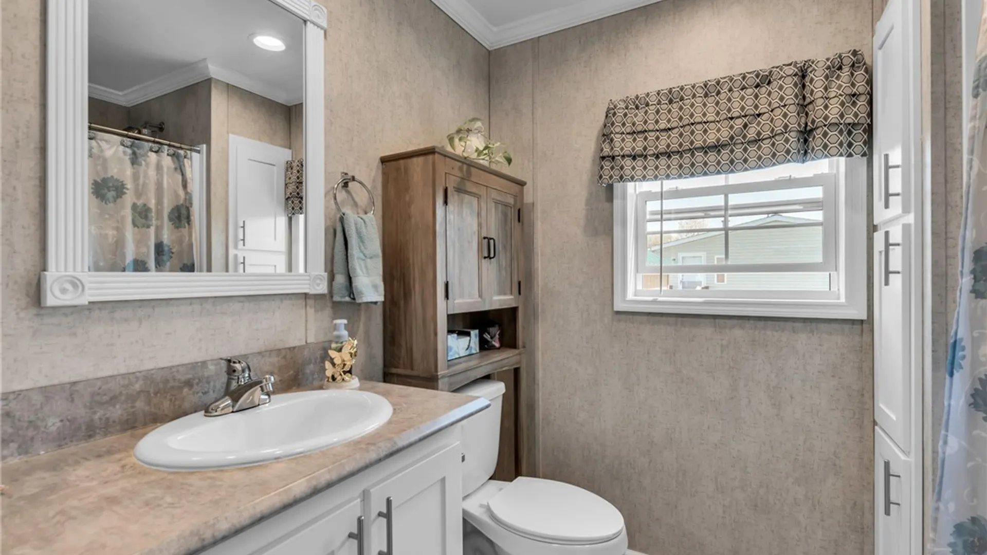 Property at 430 Chestnut Road, Lockport Town, NY 14094 19