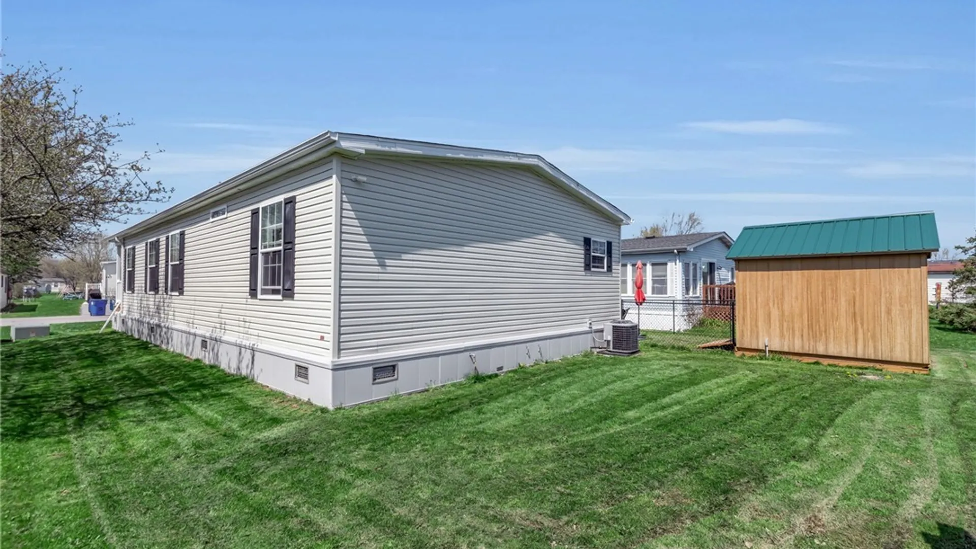 Property at 430 Chestnut Road, Lockport Town, NY 14094 24