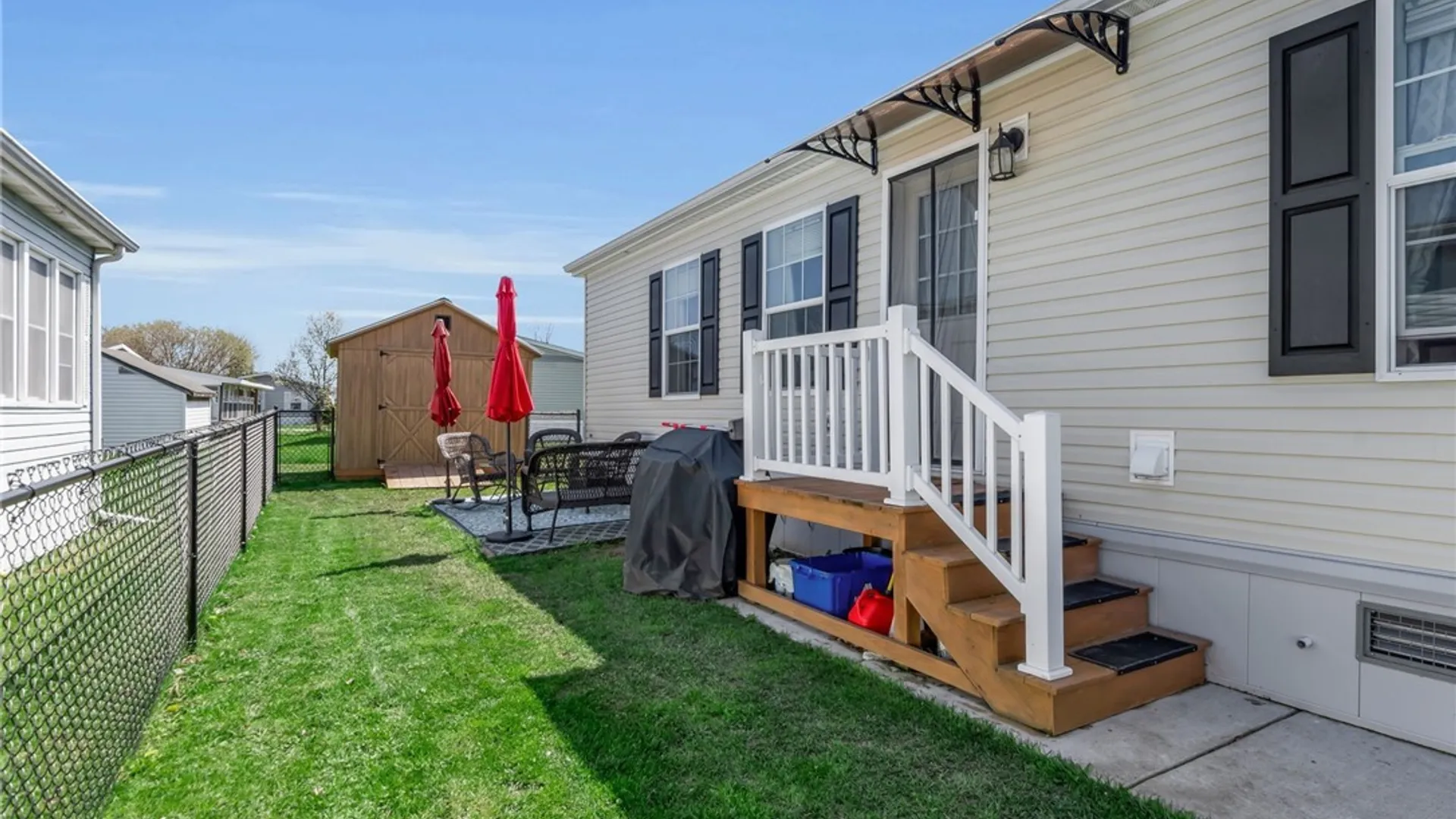 Property at 430 Chestnut Road, Lockport Town, NY 14094 5