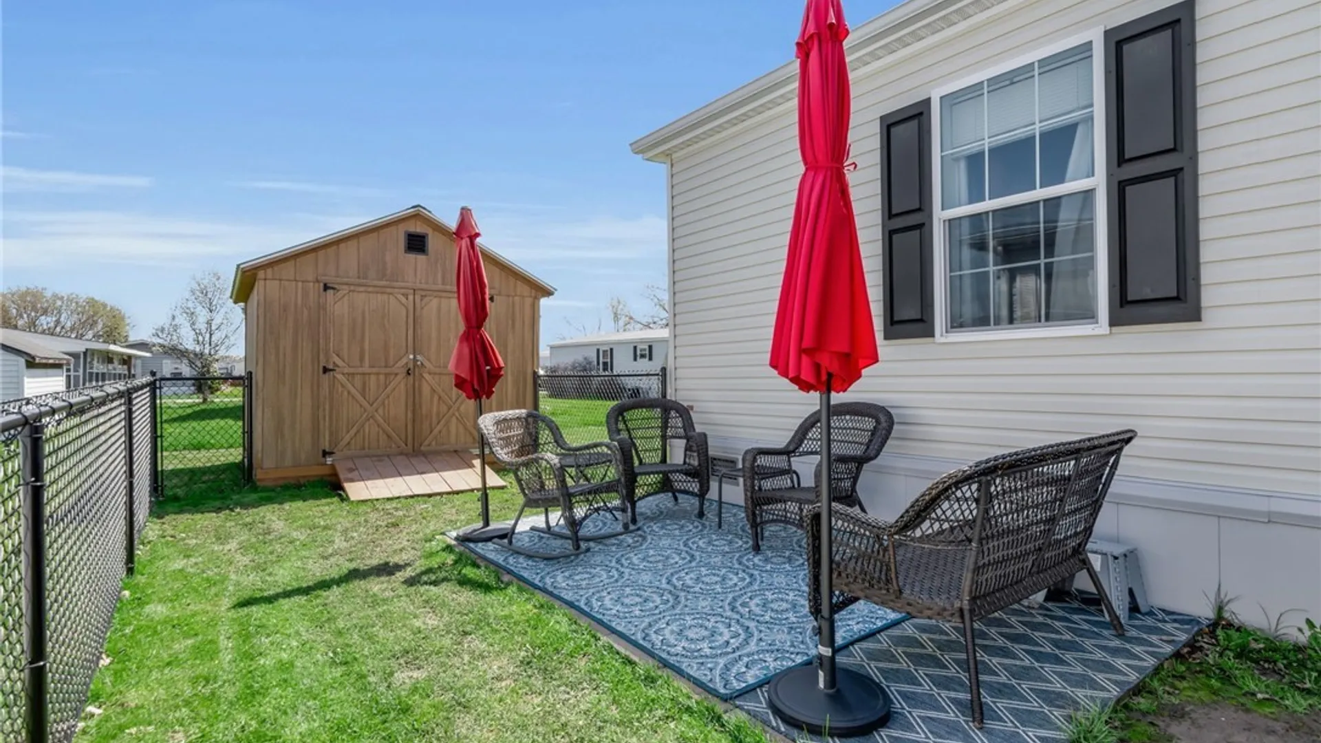 Property at 430 Chestnut Road, Lockport Town, NY 14094 6