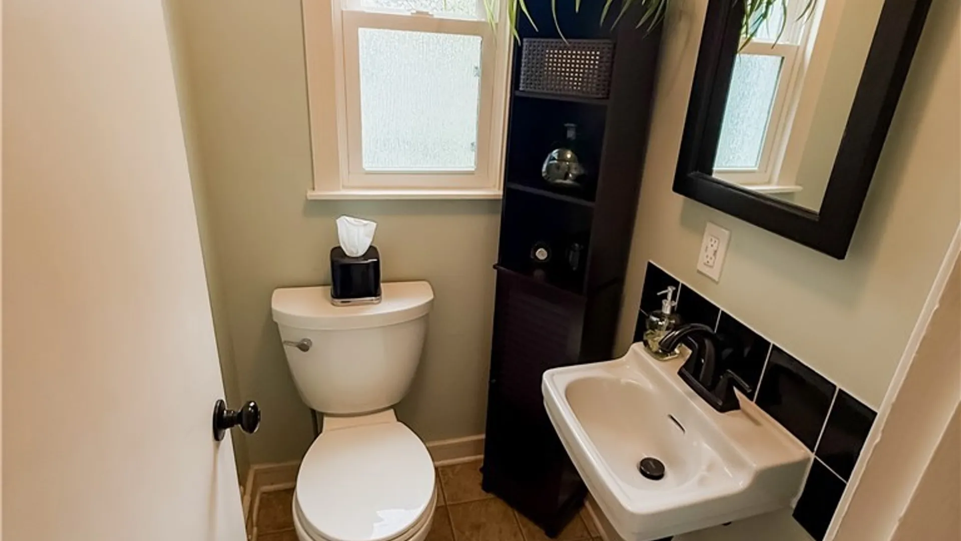 Property at 326 Scott Avenue, Syracuse, NY 13224 14