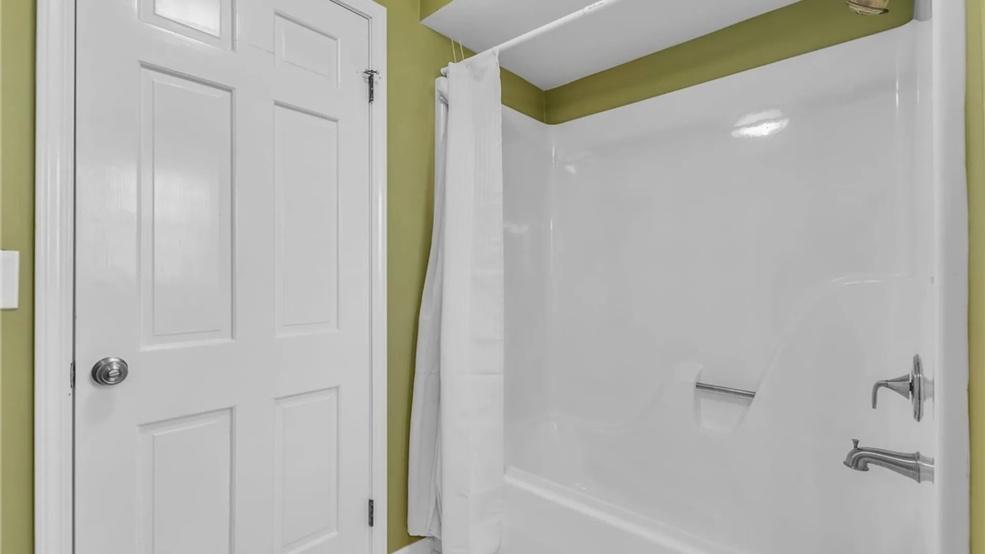 Property at 8426 Stringham Drive, Batavia, NY 14020 33