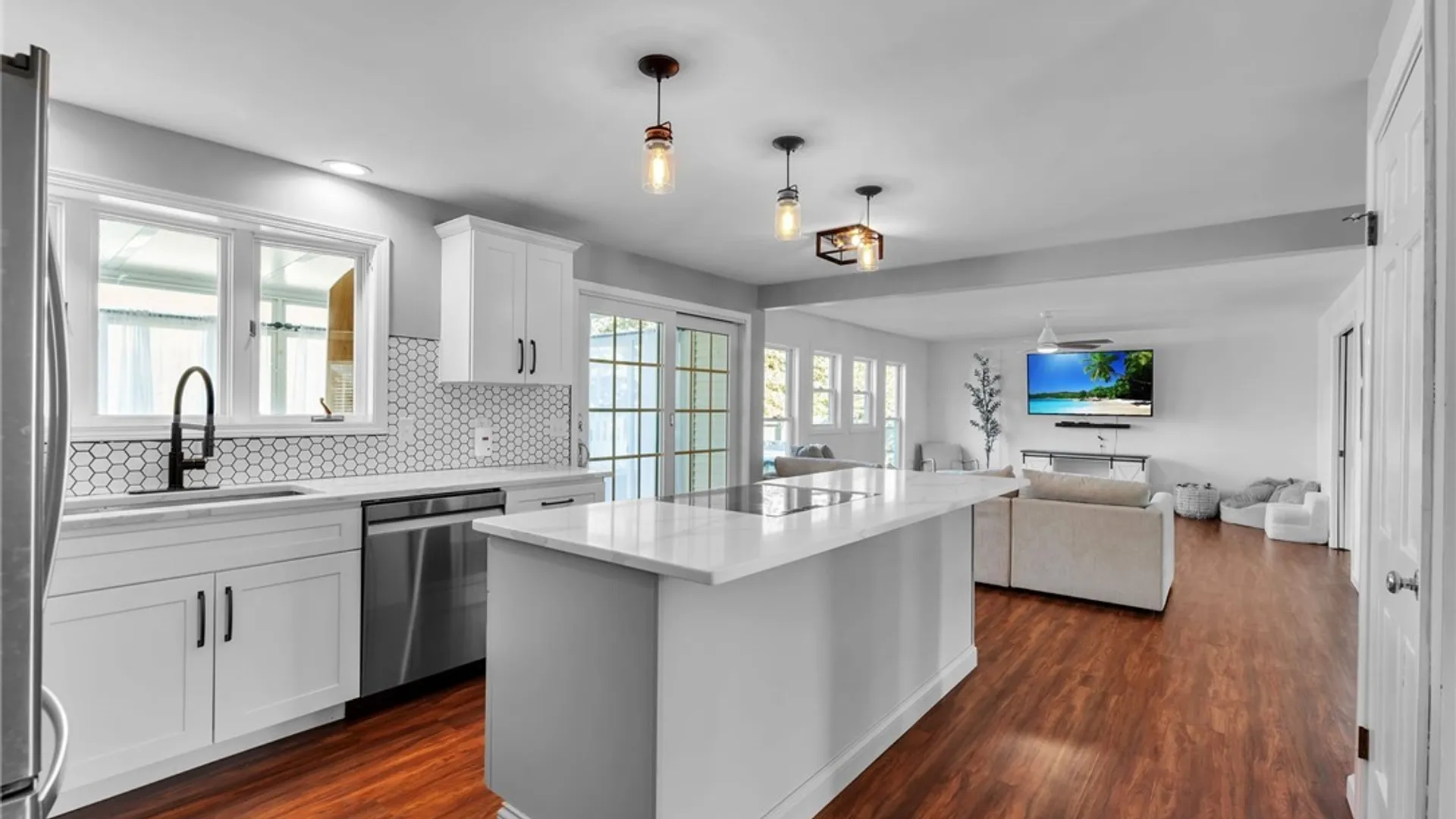 Property at 8426 Stringham Drive, Batavia, NY 14020 4