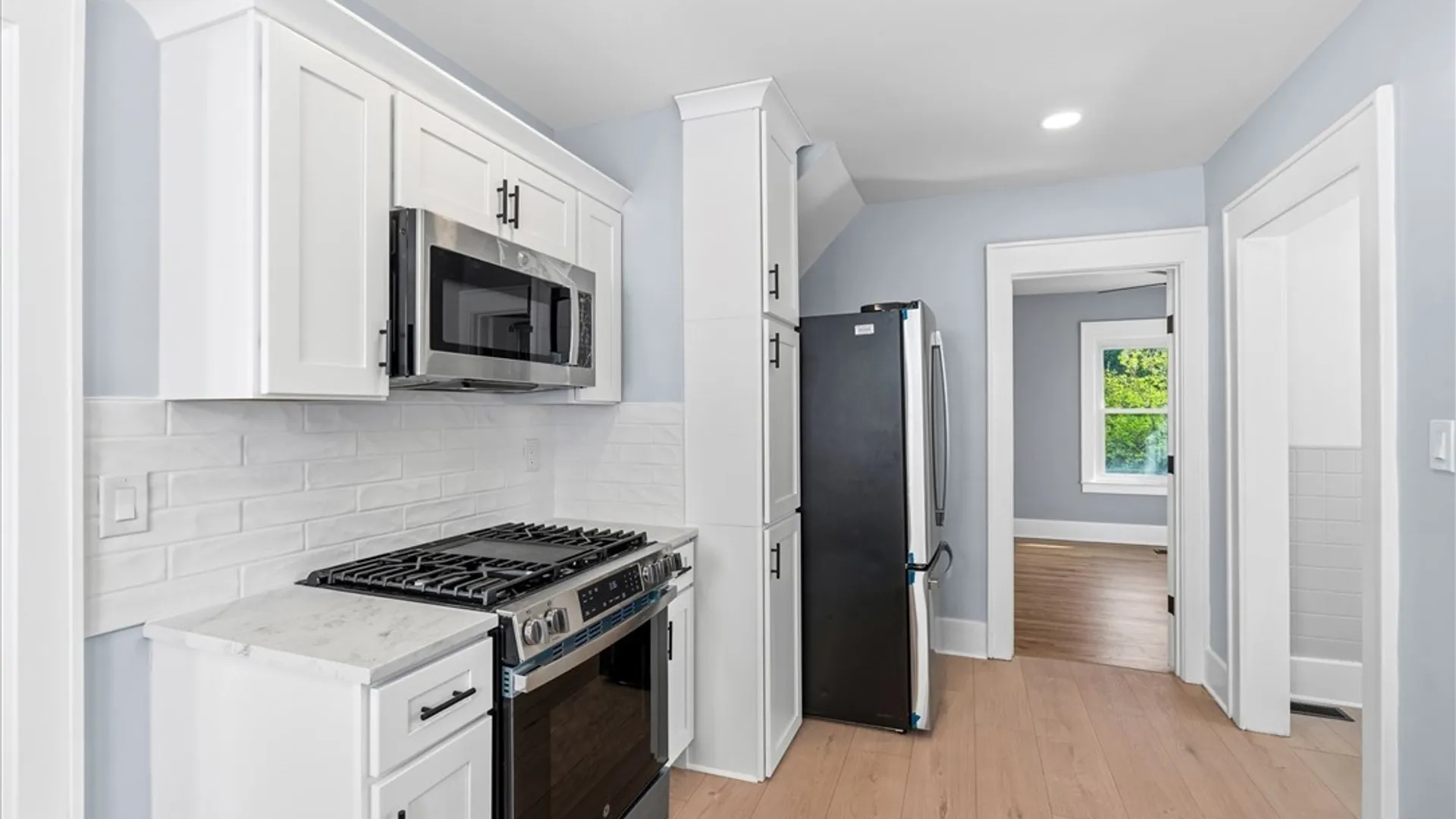 Property at 226 Plymouth Drive, Syracuse, NY 13206 13