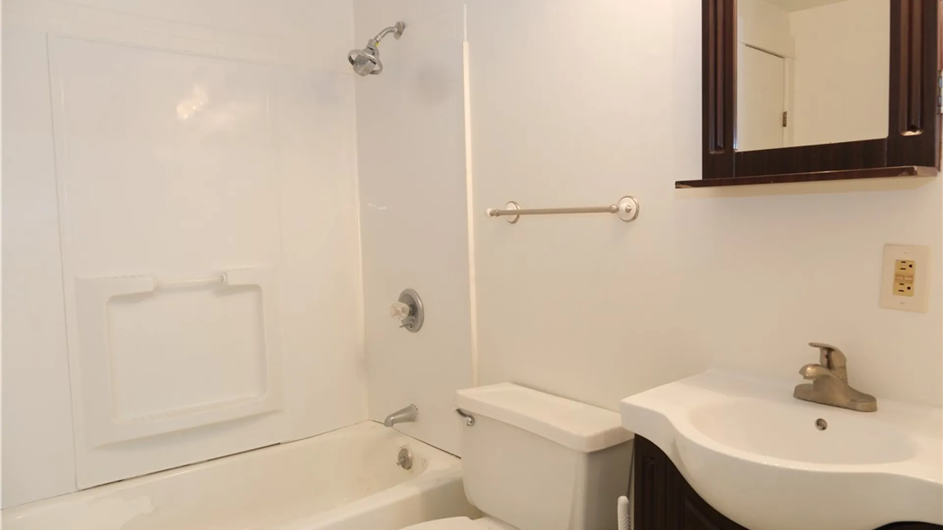 Property at 51 Days Park, Buffalo, NY 14201 8