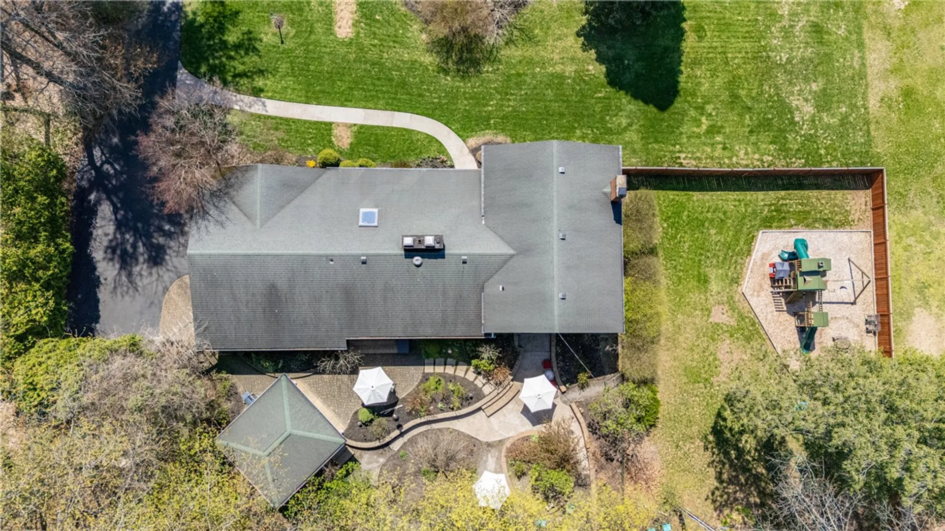 Property at 15 Canyon Trail, Penfield, NY 14625 39