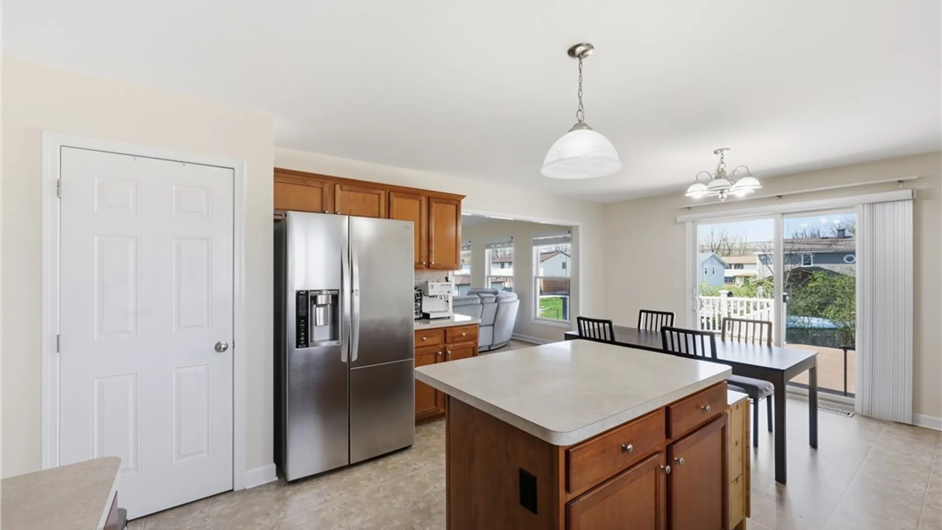 Property at 98 Morris Crescent, West Seneca, NY 14224 18