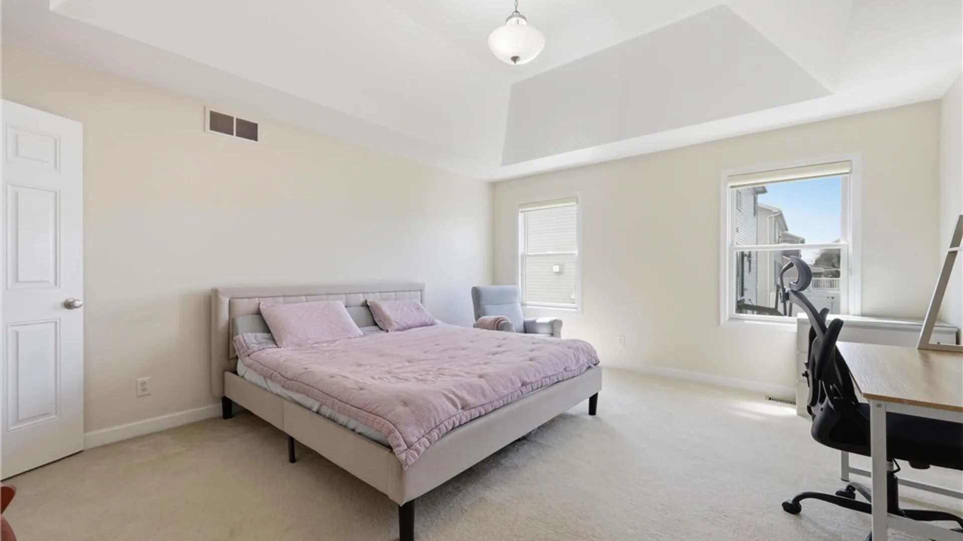 Property at 98 Morris Crescent, West Seneca, NY 14224 20