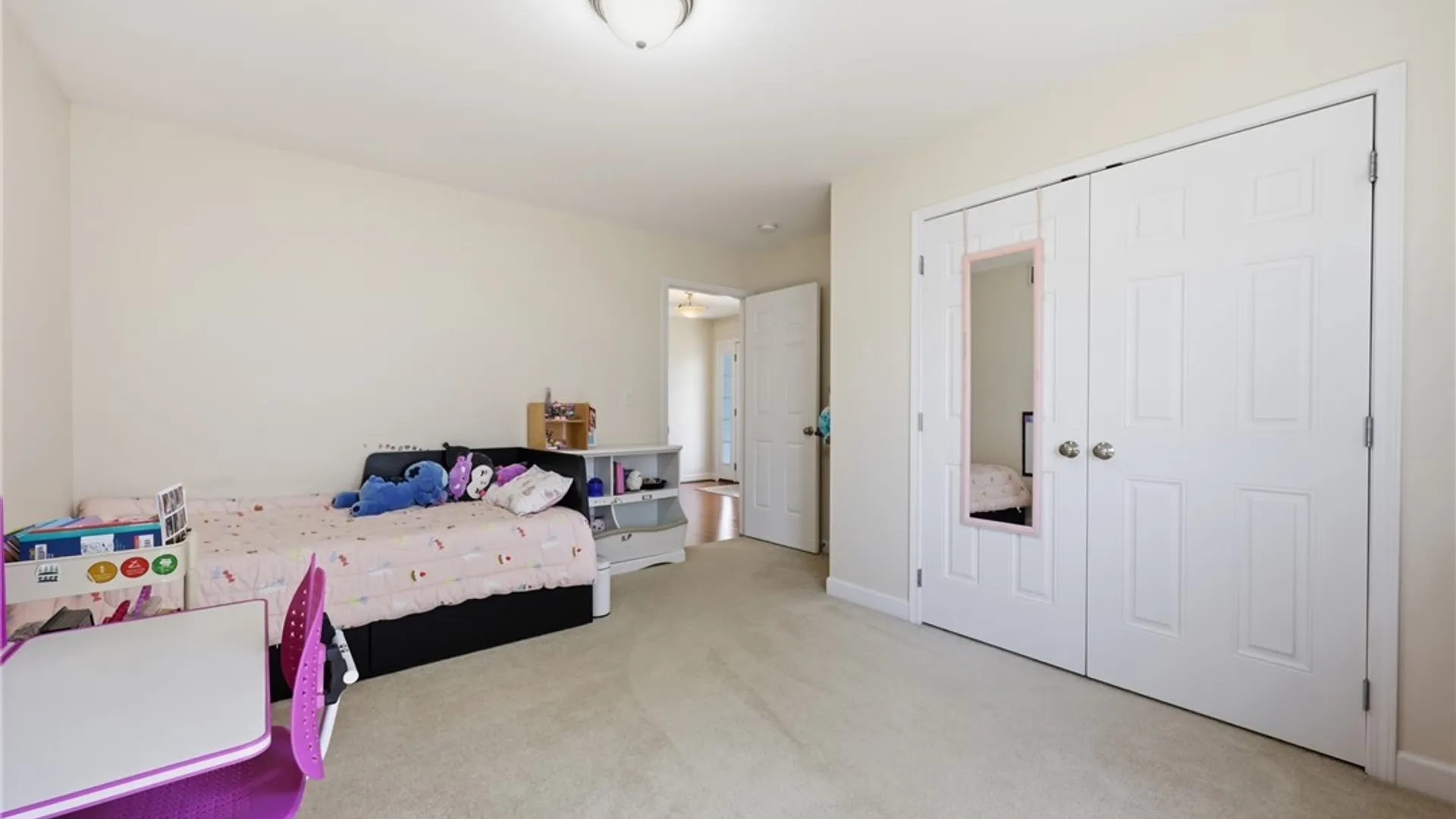 Property at 98 Morris Crescent, West Seneca, NY 14224 28